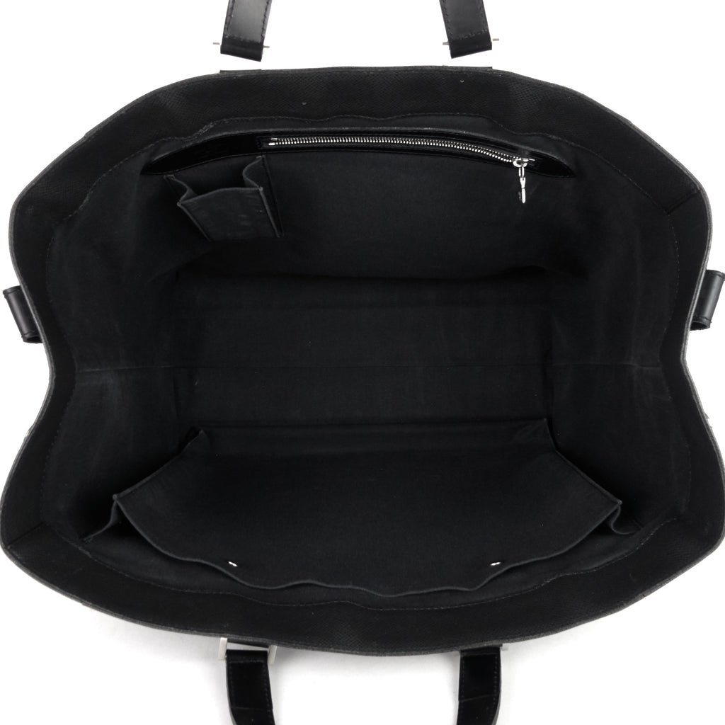 Louis Vuitto Kasbek GM Taiga Leather Bag