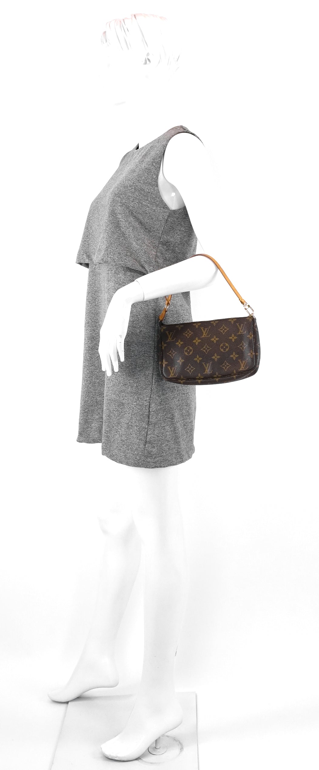 Louis Vuitto Pochette Accessoires Monogram Canvas Bag
