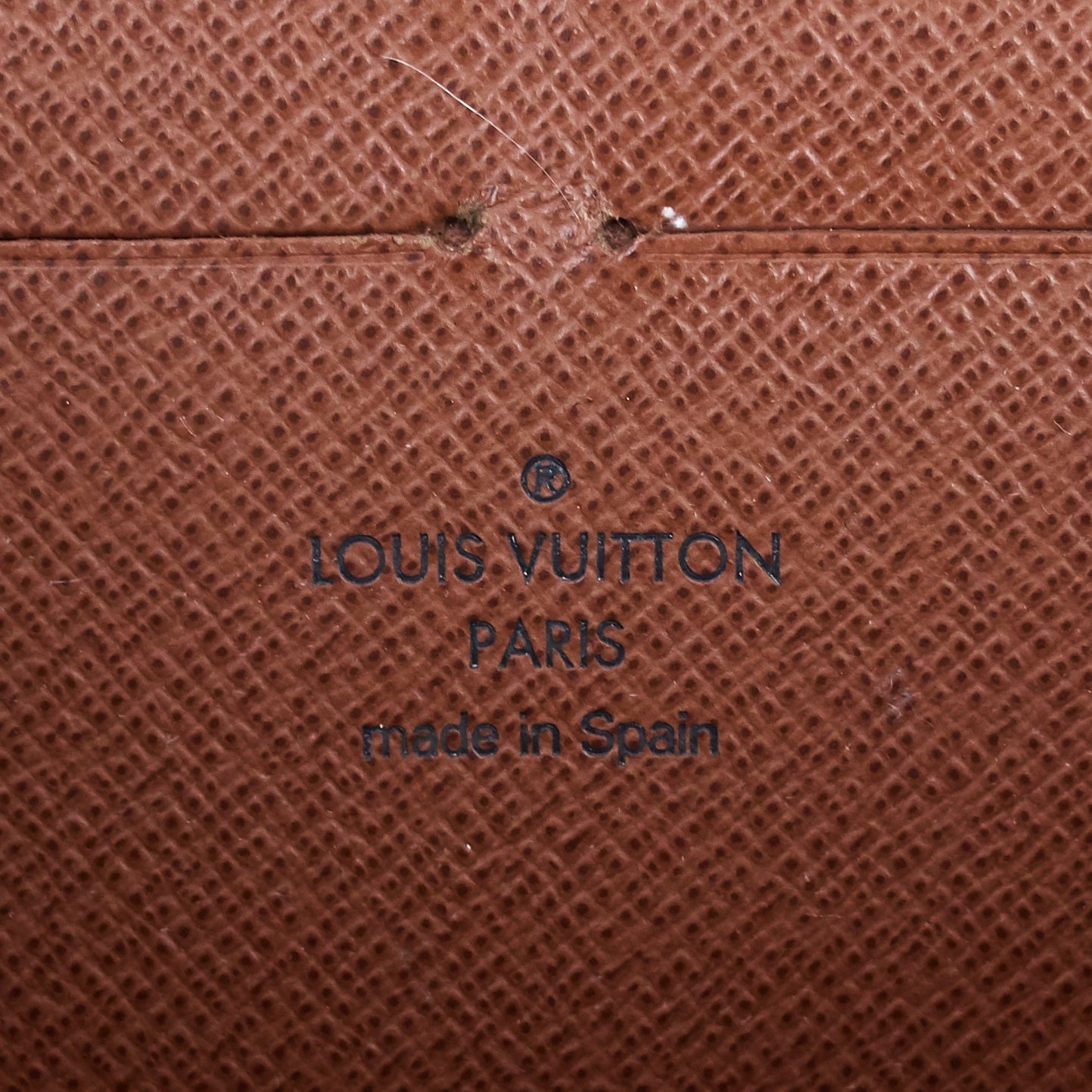 Louis Vuitto Zippy Monogram Canvas Wallet