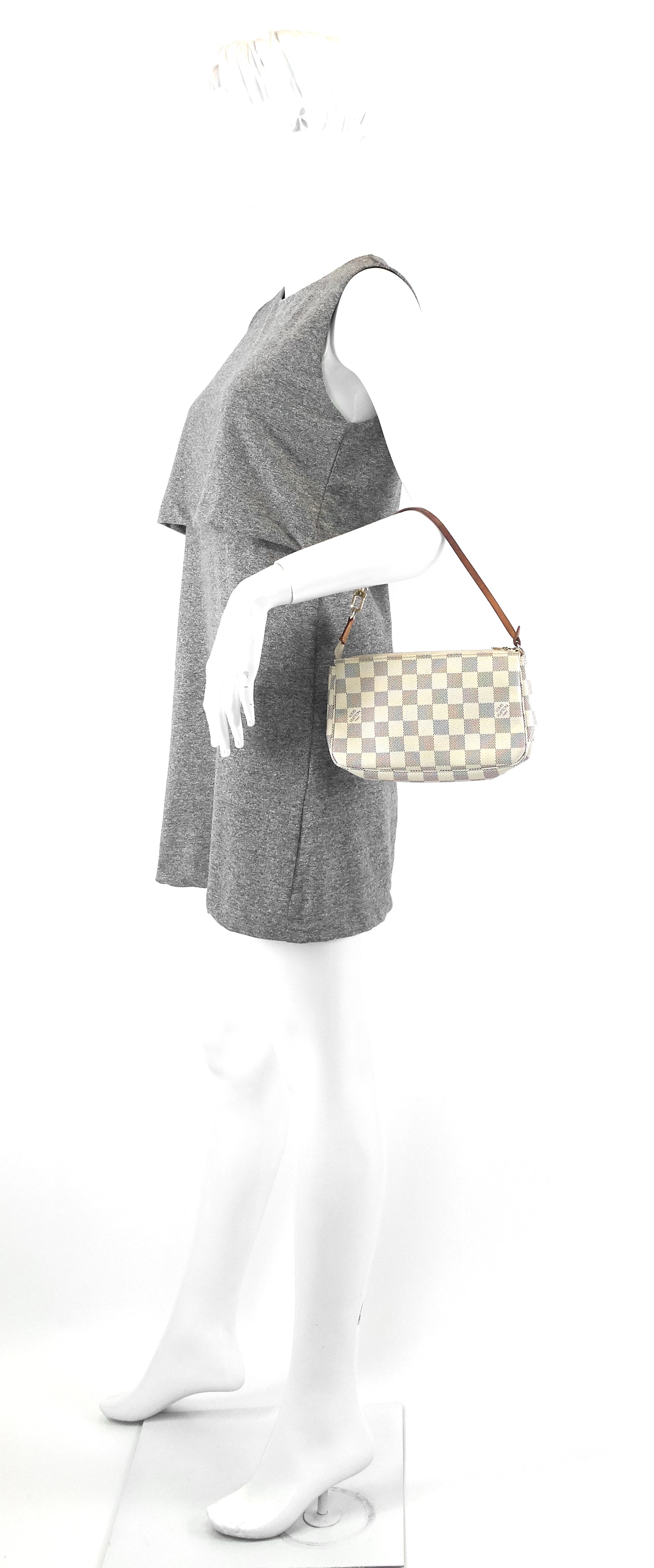 Louis Vuitto Pochette Accessoires Damier Azur Canvas Bag