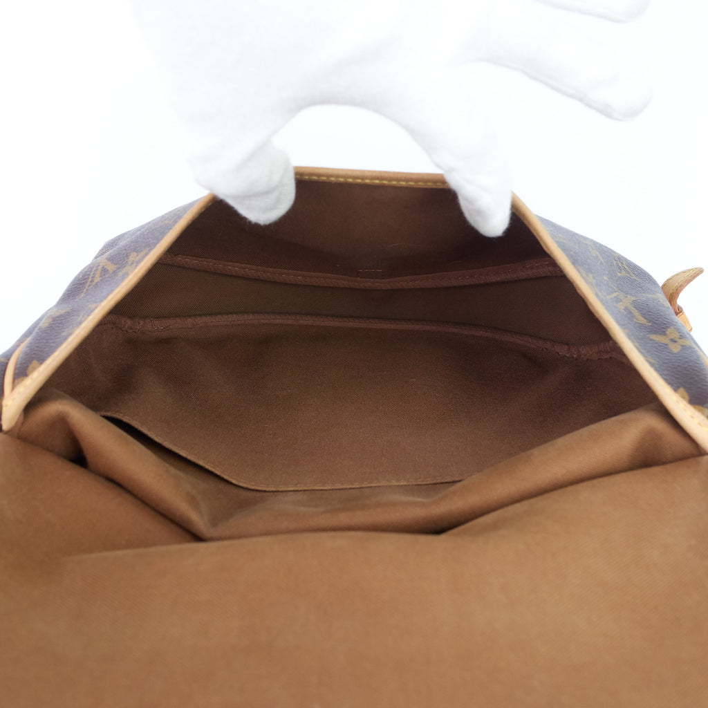 Louis Vuitto Saumur 30 Monogram Canvas Bag