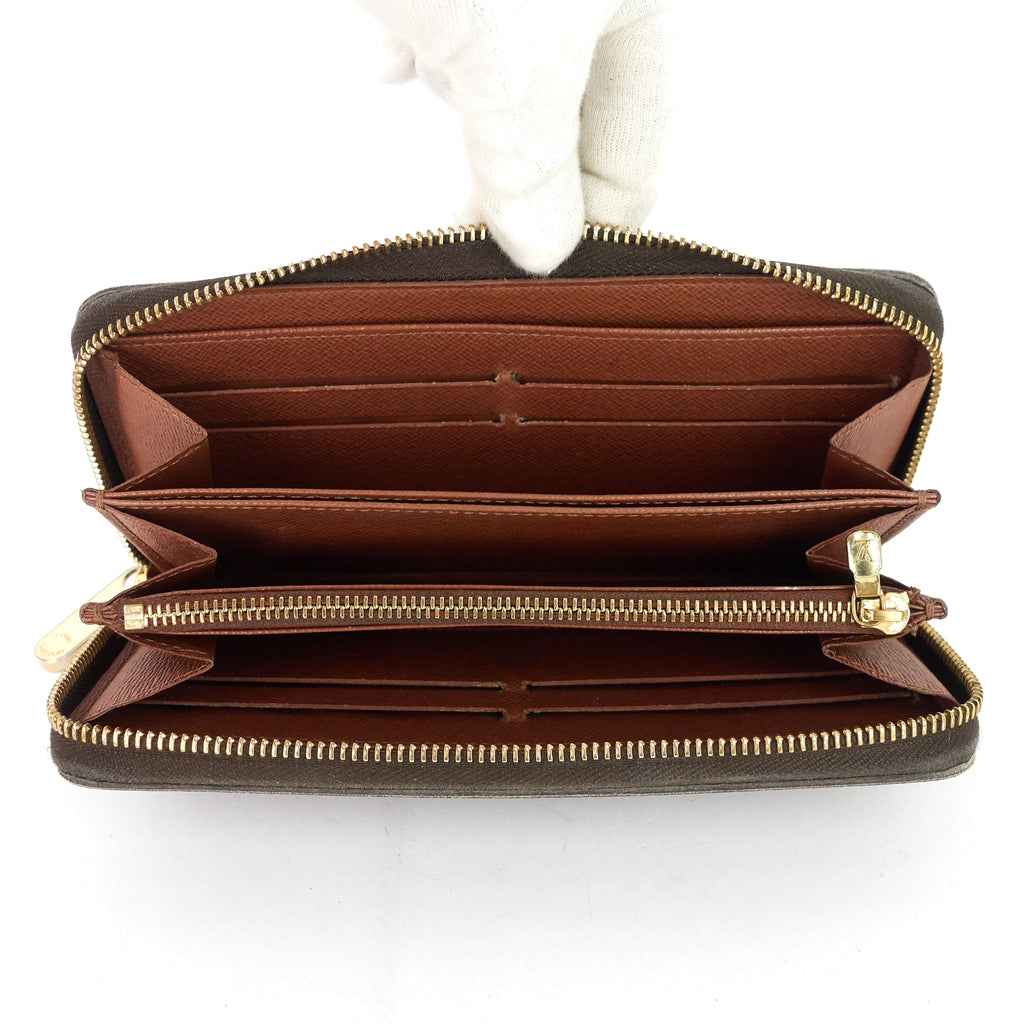 Louis Vuitto Zippy Monogram Canvas Zip-Around Wallet