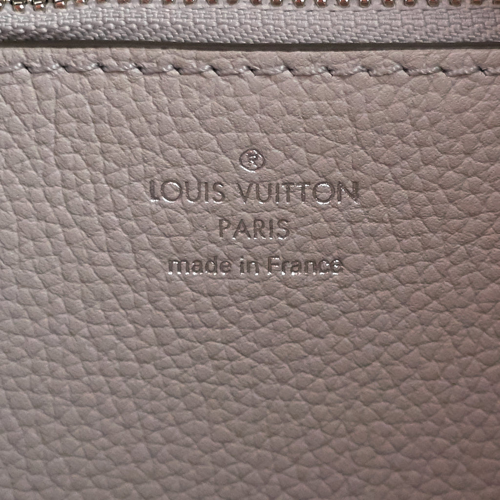 Louis Vuitto Muria Mahina Leather Hobo Bag