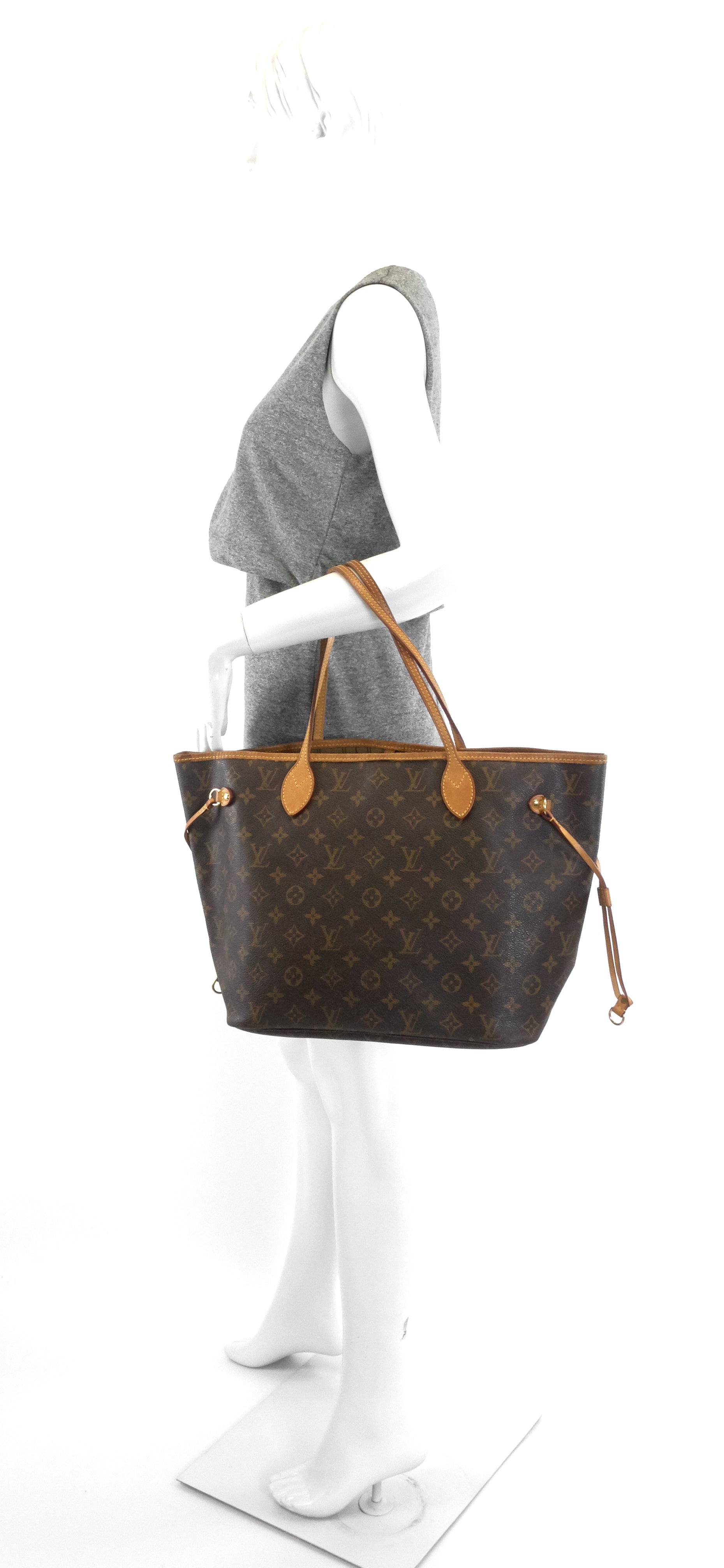 Louis Vuitto Neverfull MM Monogram Canvas Bag