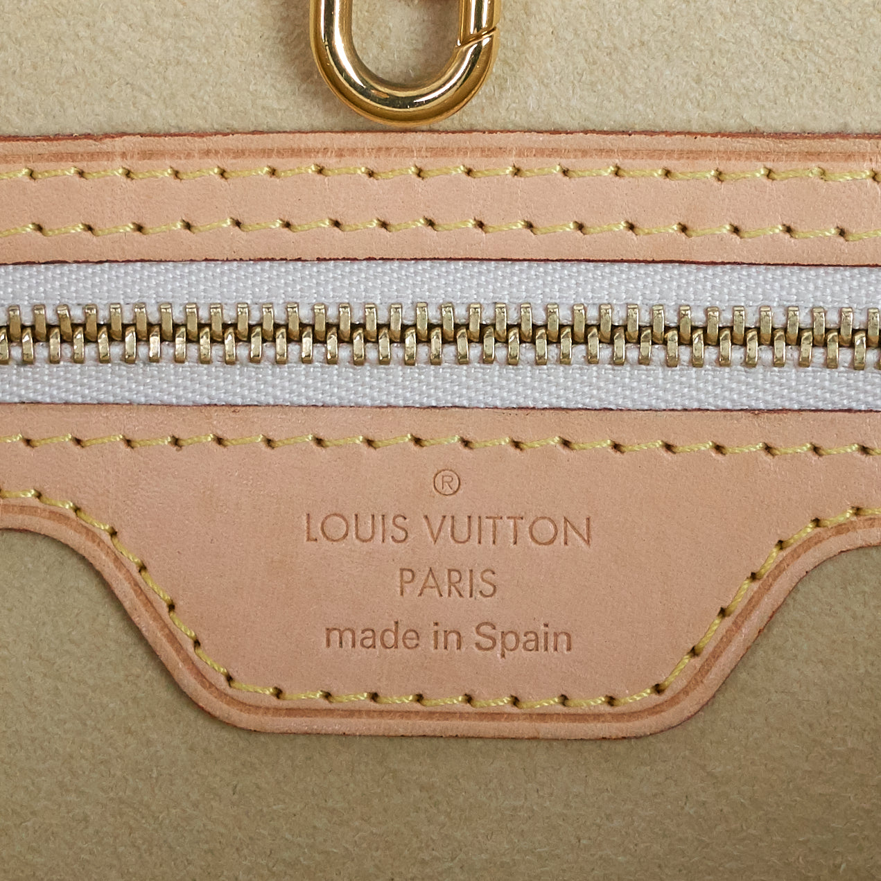 Louis Vuitto Hampstead Damier Azur Canvas Bag