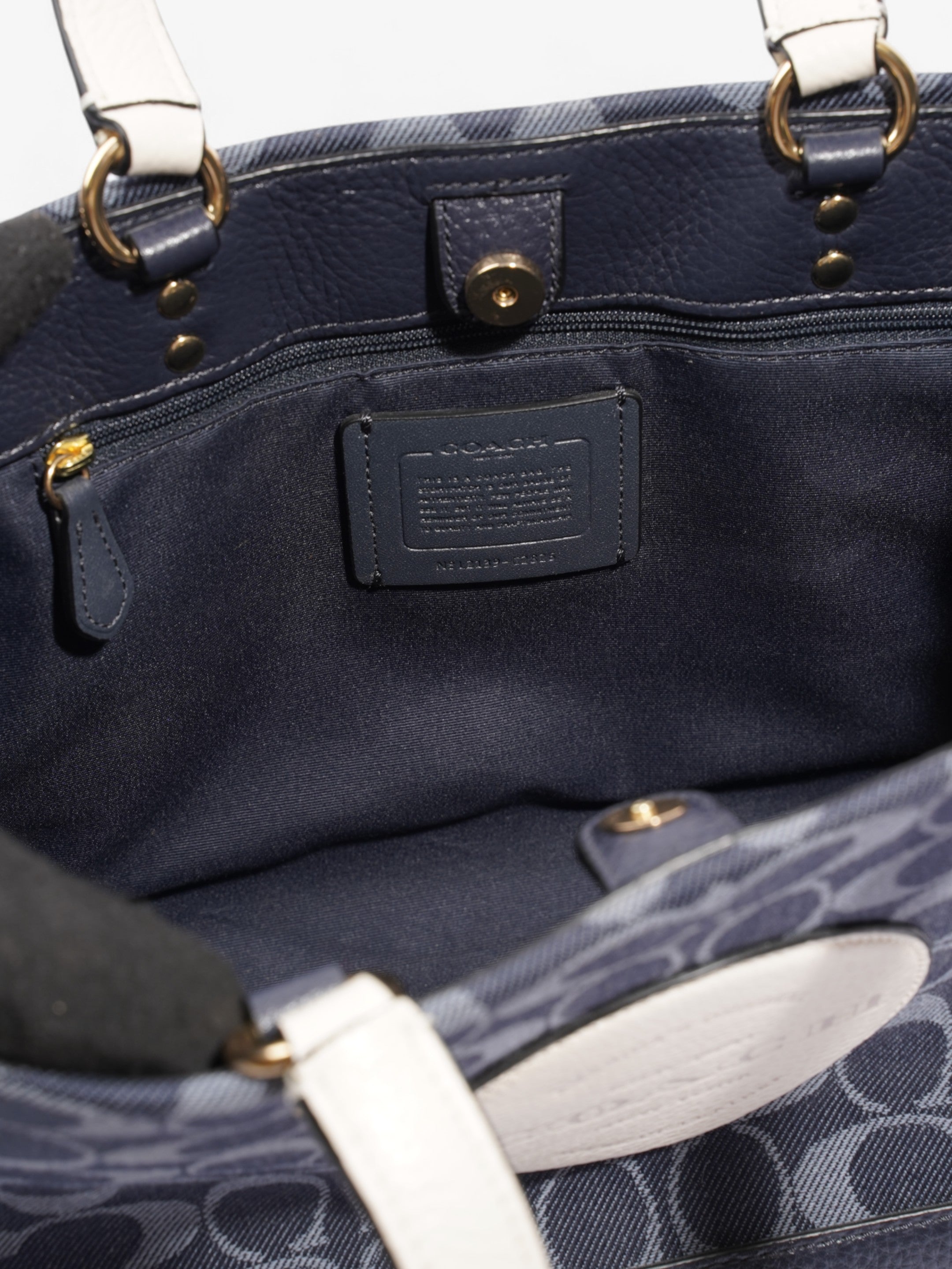 Coach Dempsey Tote White / Blue Denim