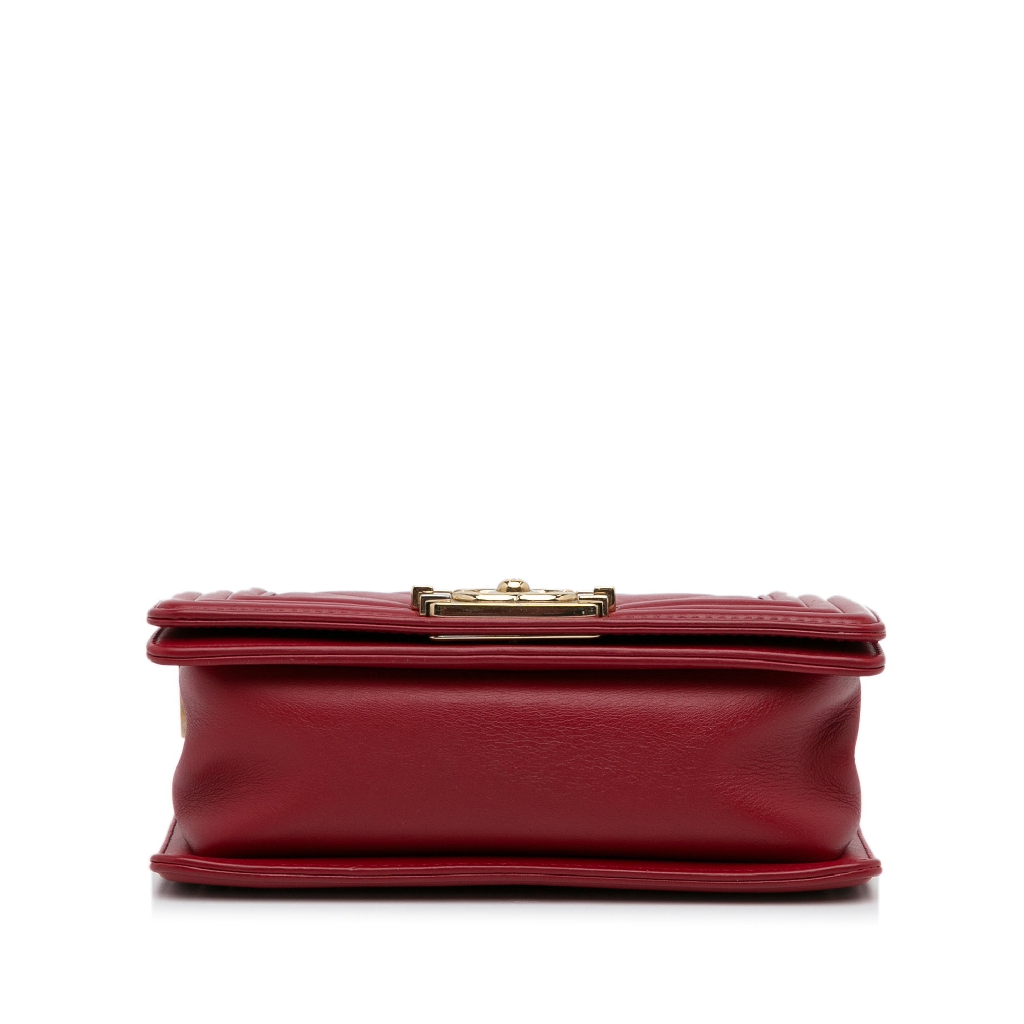 Chanel Boy Flap Medium Red Chevron Lambskin Gold