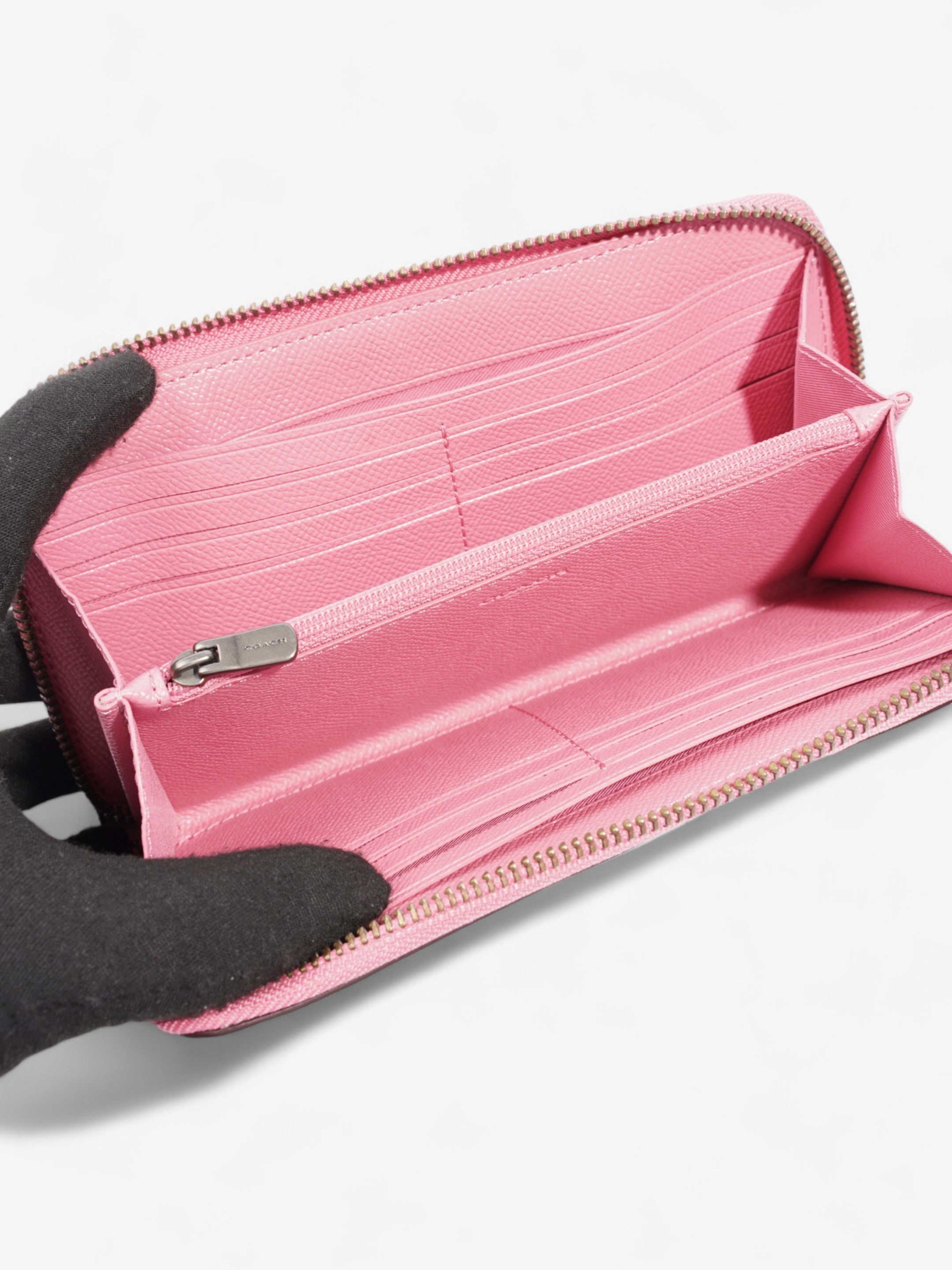 Coach Zip Wallet Pink / Pink Leather