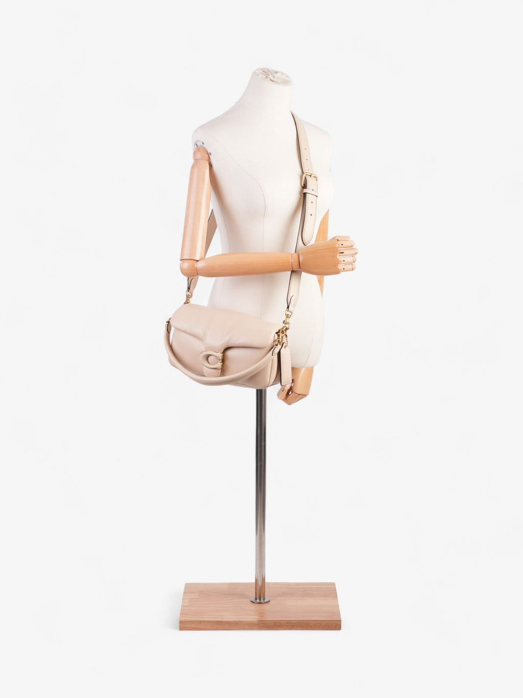 Coach Pillow Tabby Cream Leather 26