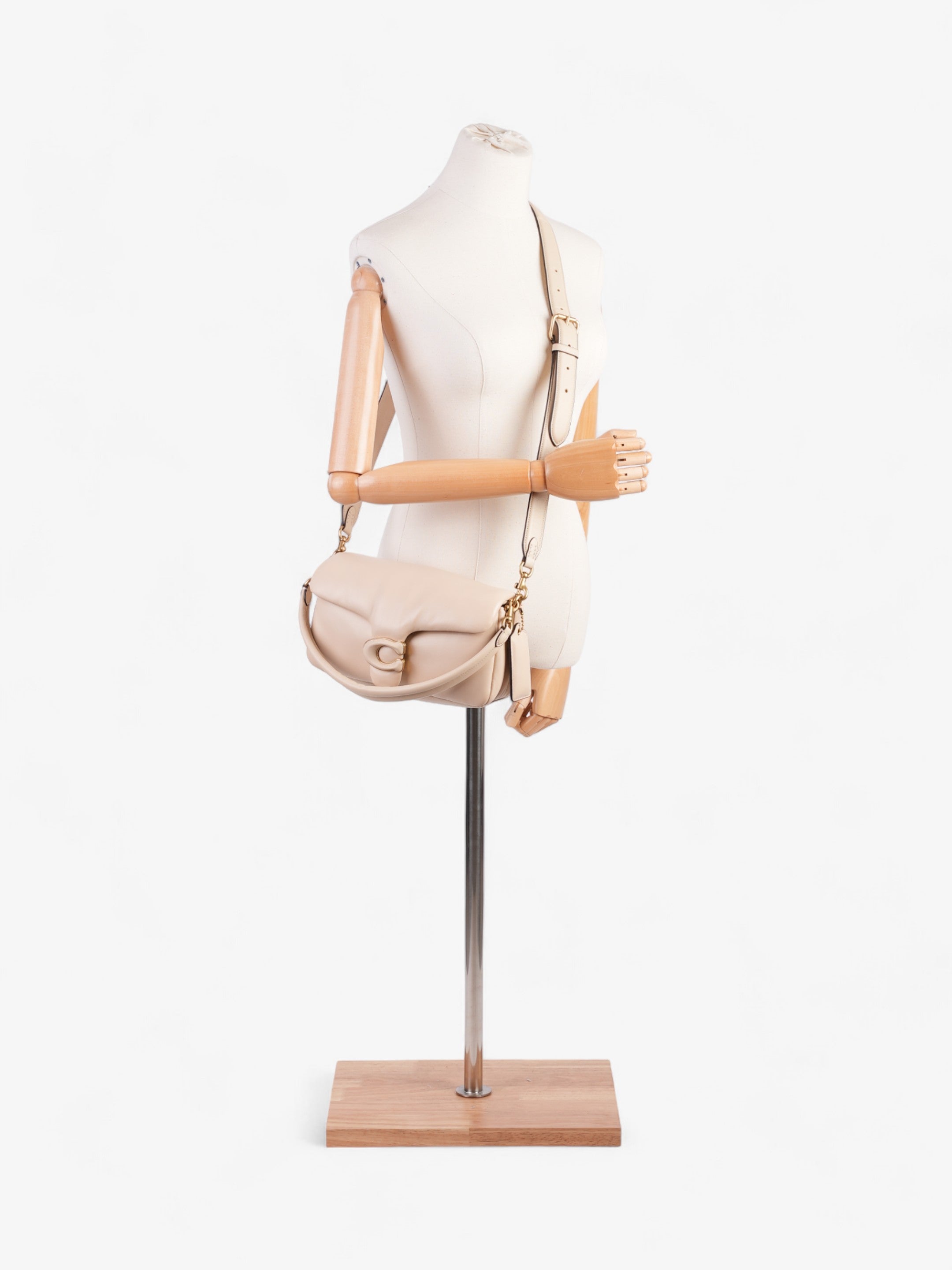 Coach Pillow Tabby Cream Leather 26
