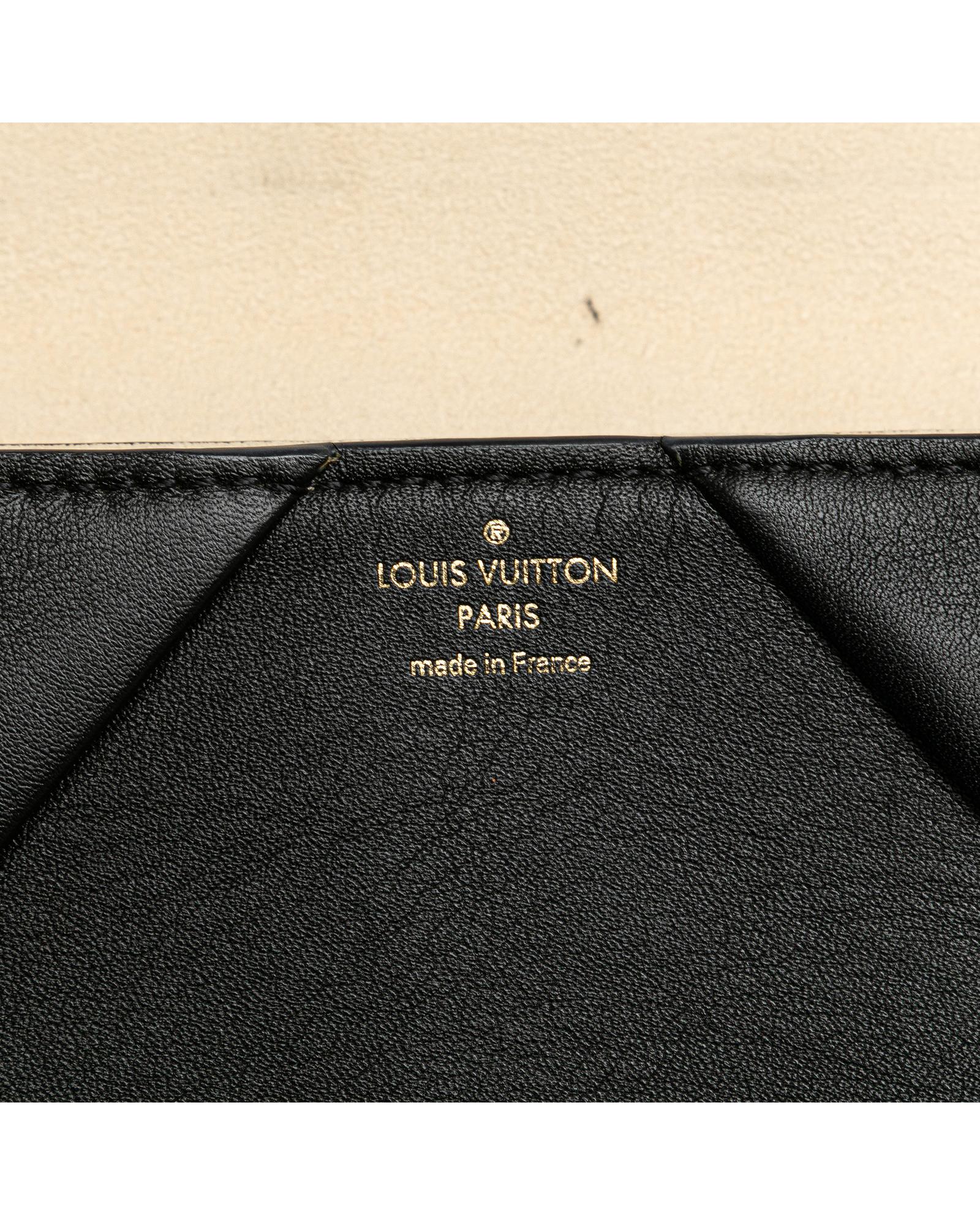 Embellished Leather Bag with Detachable Chain Strap and Twist Lock Closure