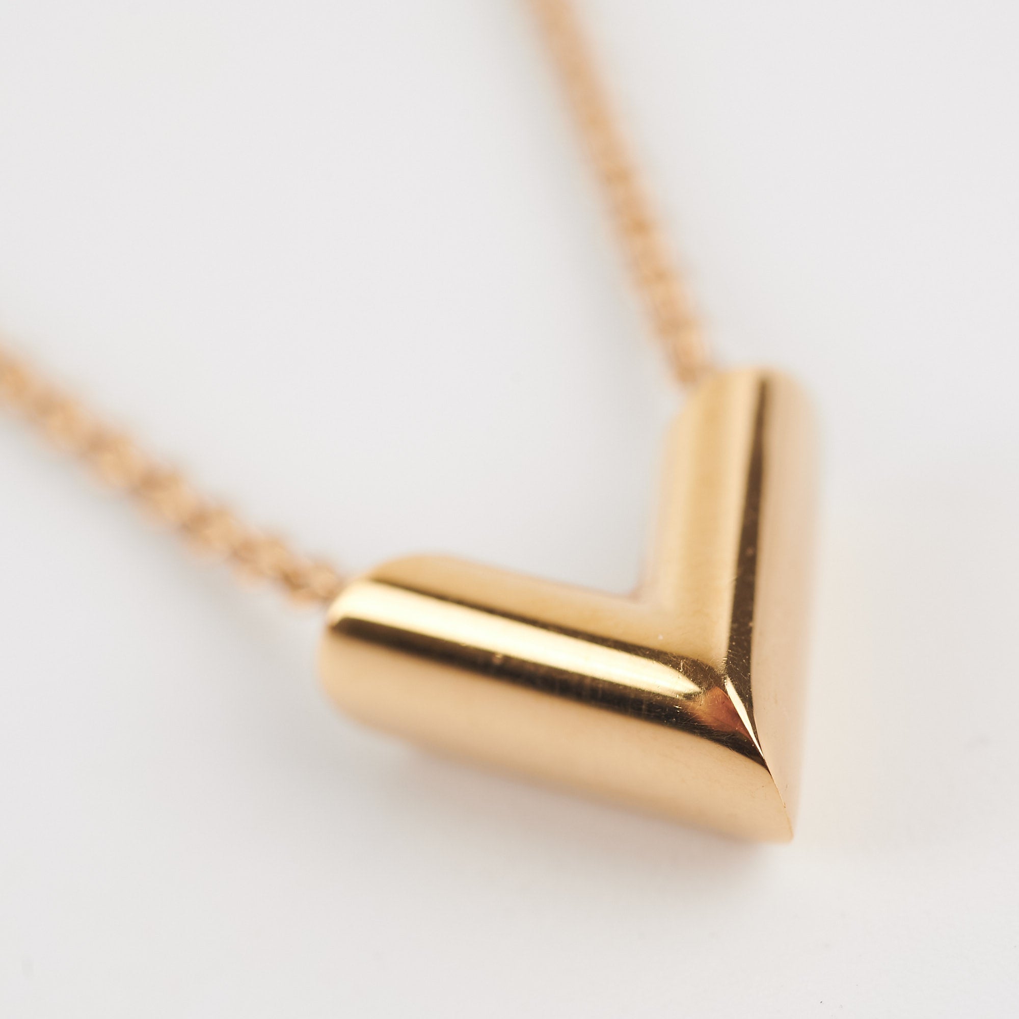 Louis Vuitton Essential V Gold Necklace