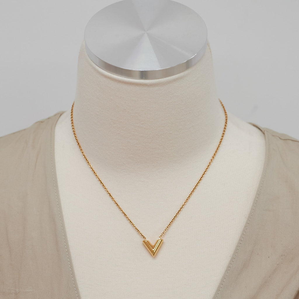 Louis Vuitton Essential V Gold Necklace