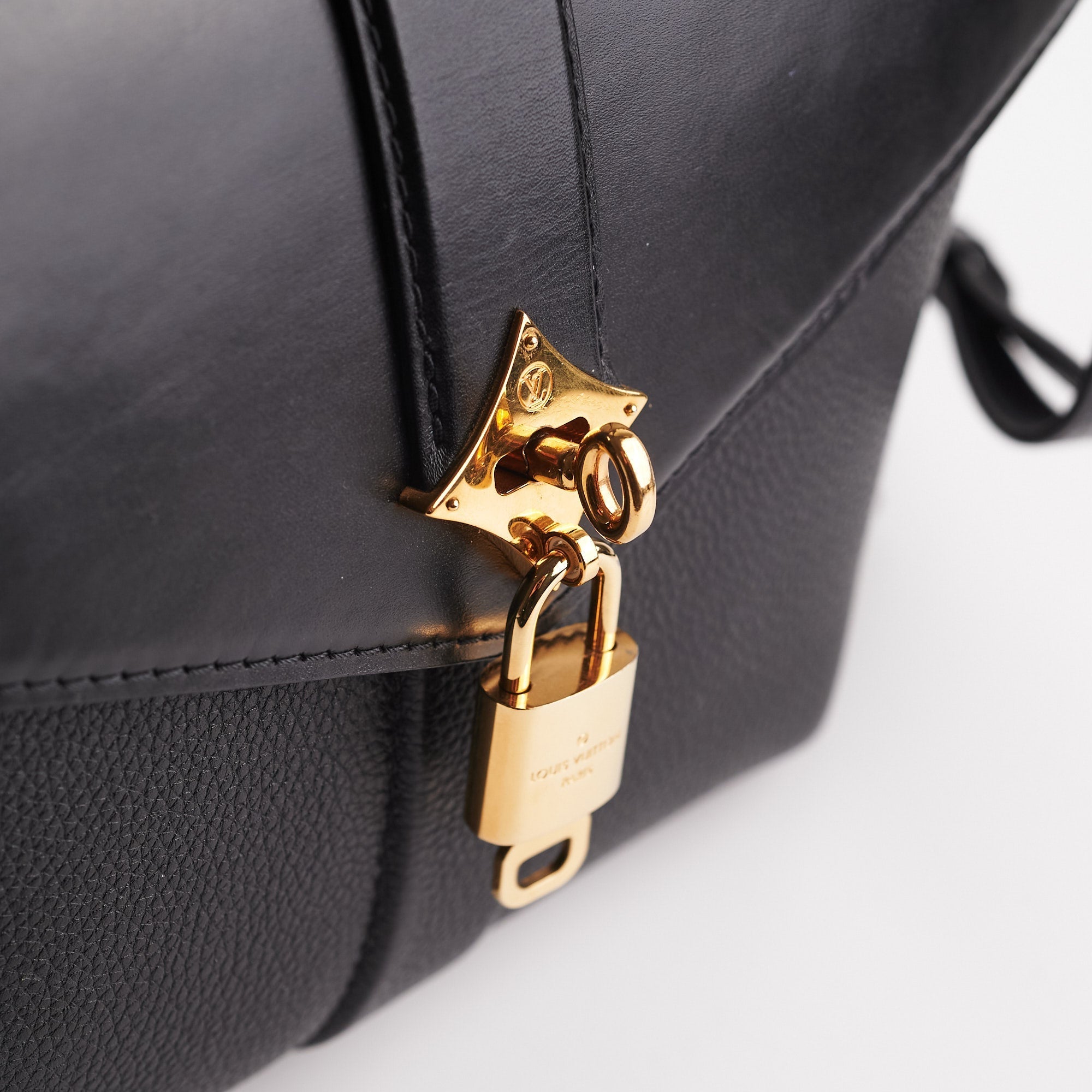 Louis Vuitton Rose Des Vents Black