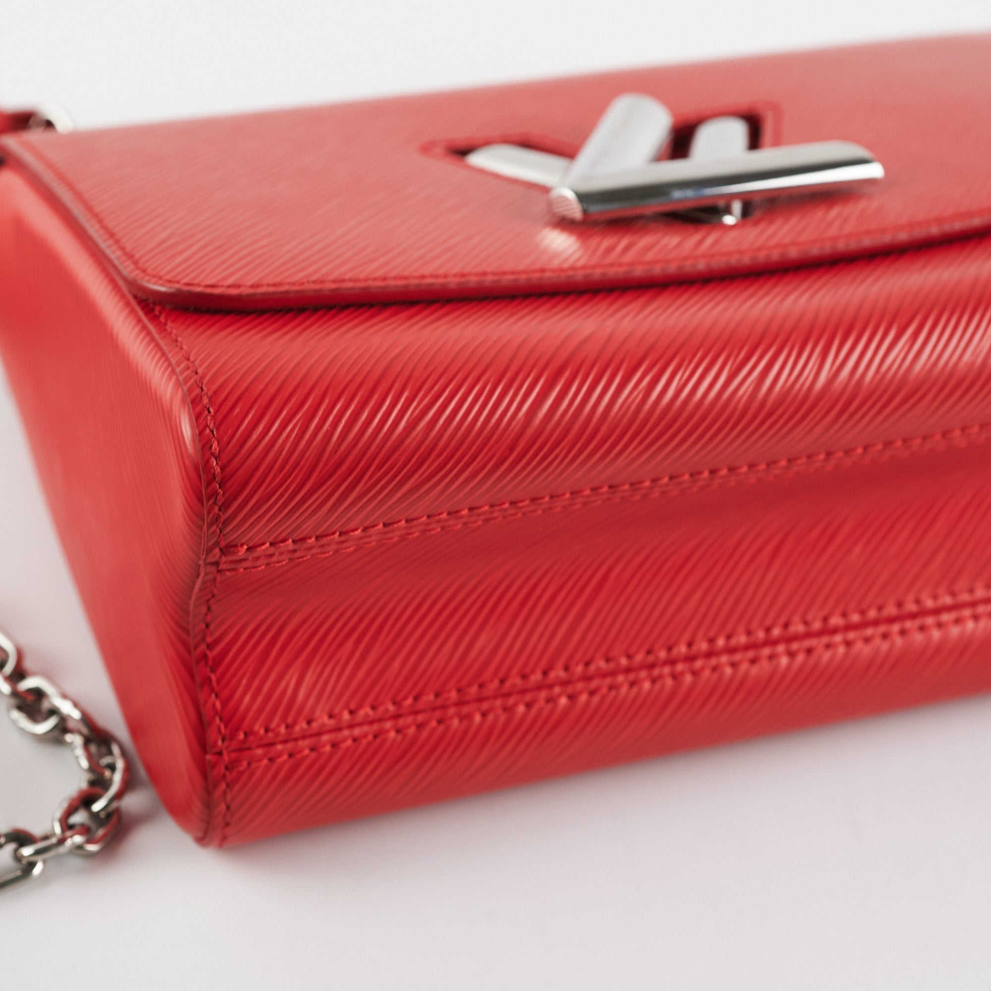 Louis Vuitton Twist MM Red Epi