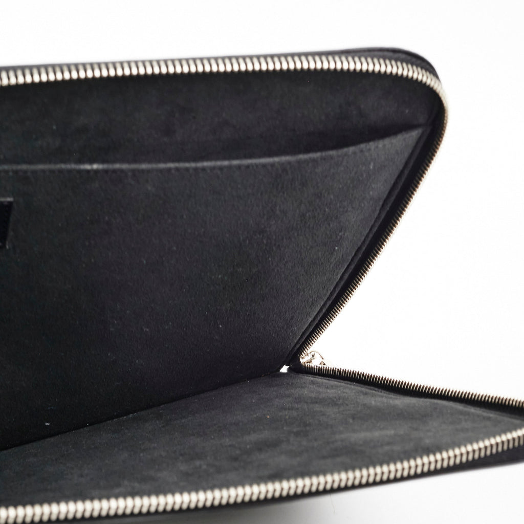 Louis Vuitton X Supreme Pouch Epi Black