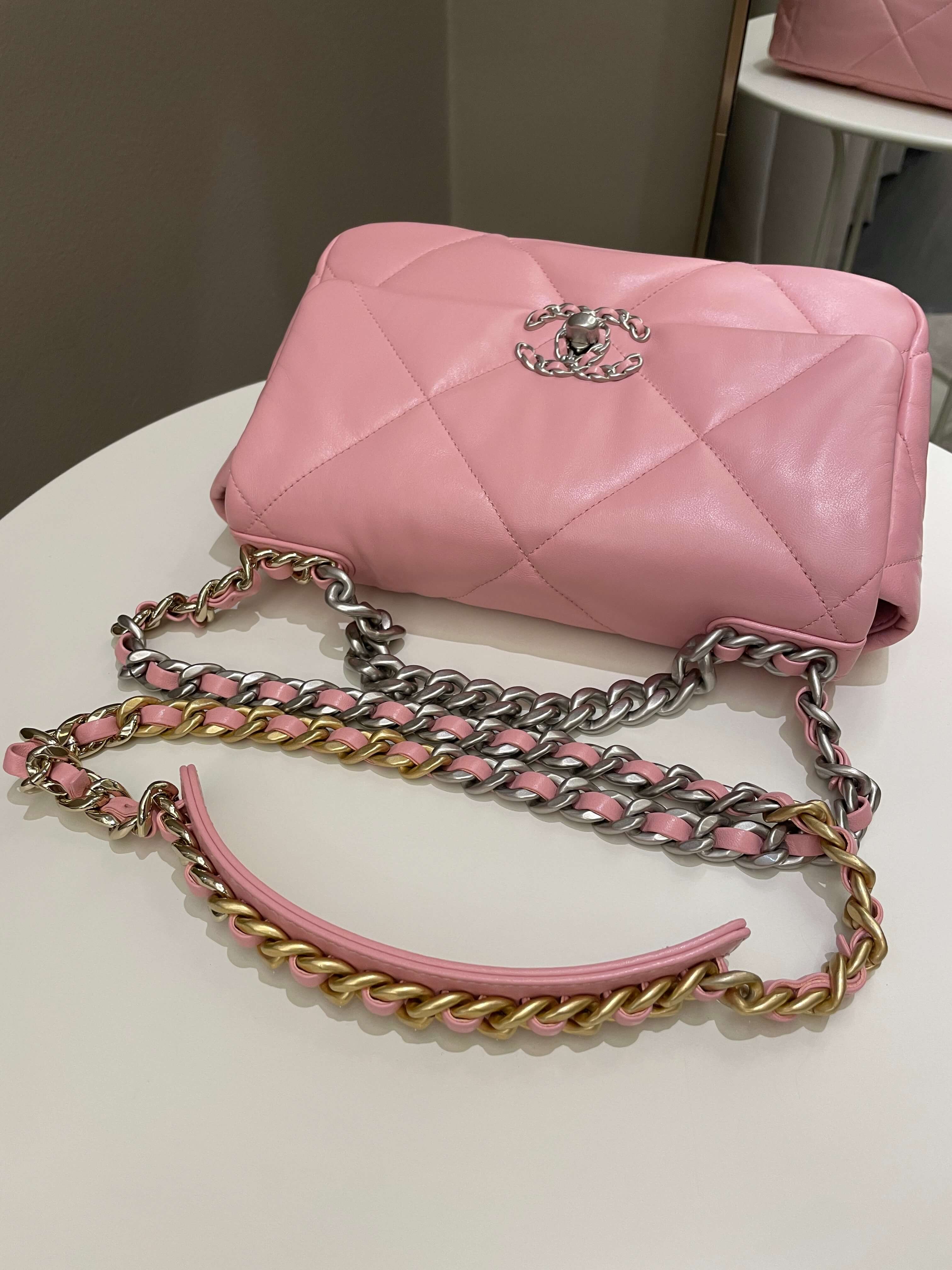 Chanel 19 Flap Bag Pink Lambskin