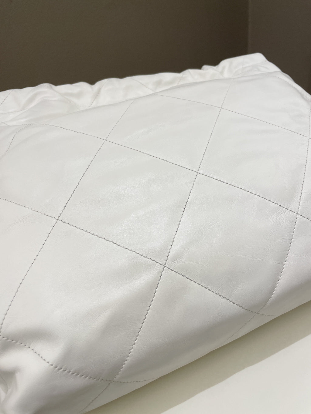 Chanel 22 White Calf