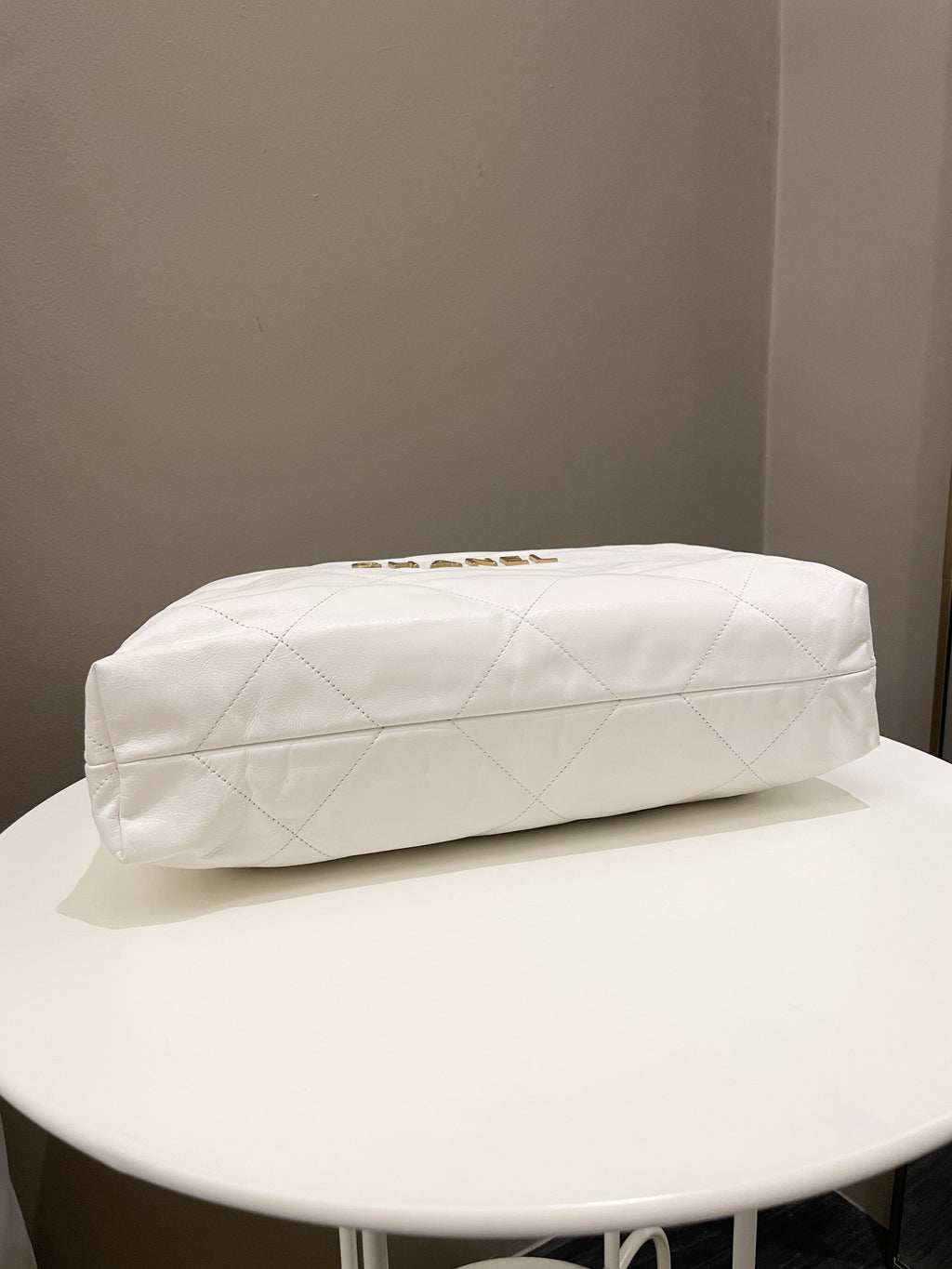 Chanel 22 White Calf