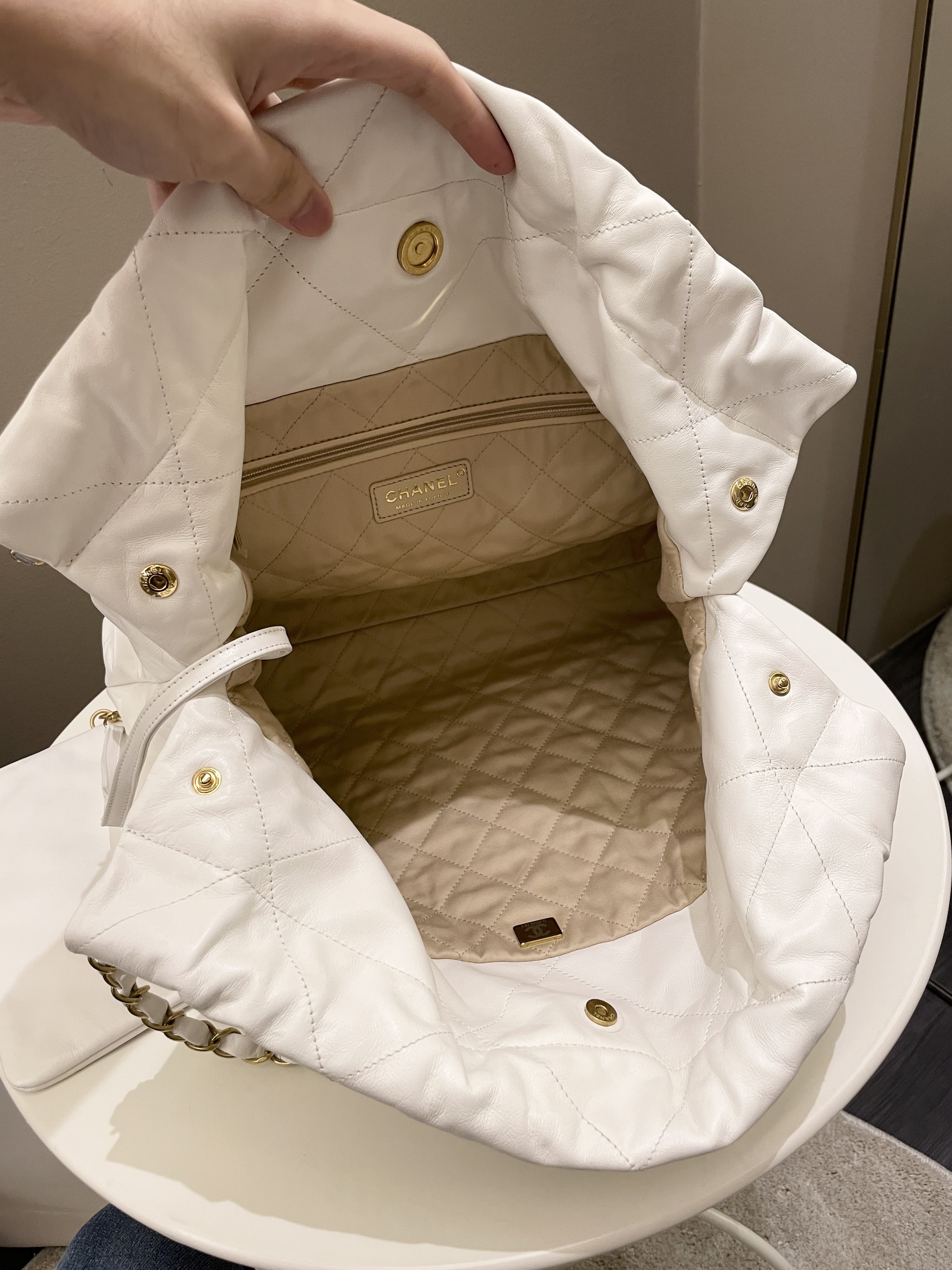 Chanel 22 White Calf