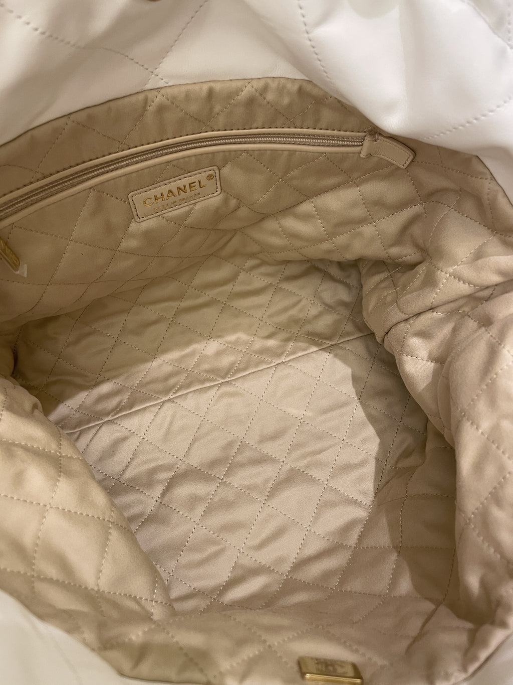 Chanel 22 White Calf