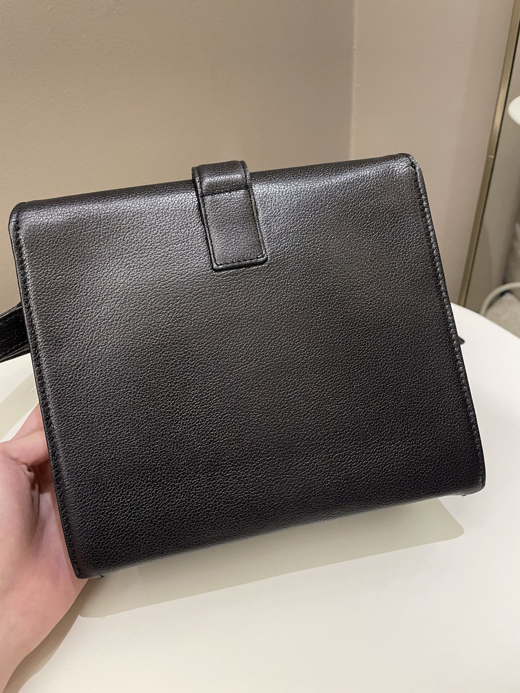 Chanel Vintage Messenger Crossbody Black Grainy Leather