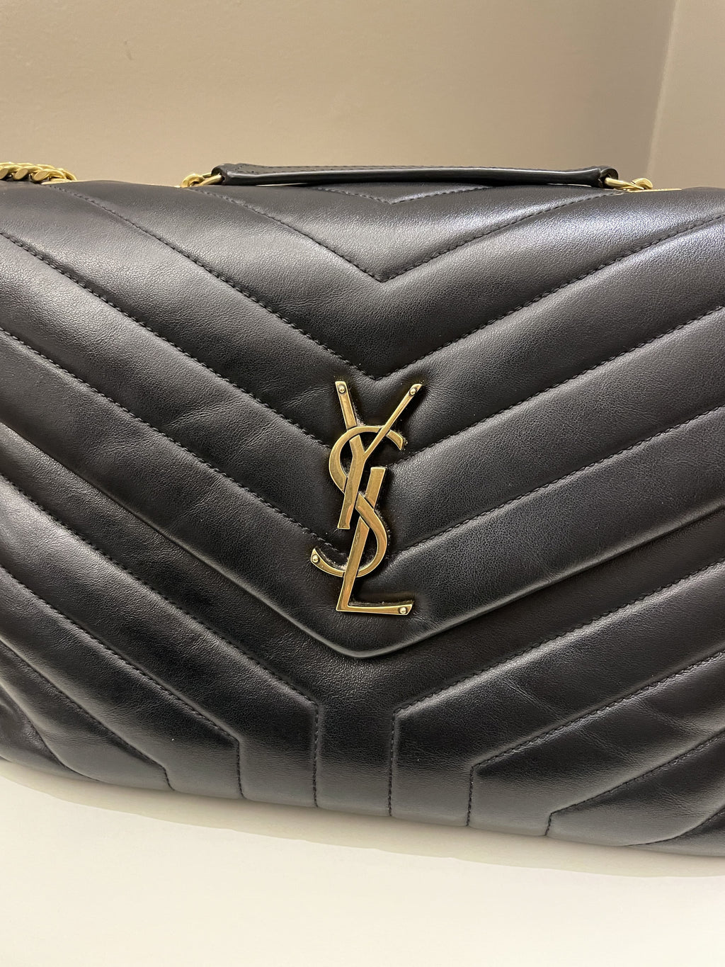 Saint Laurent Loulou Medium Black