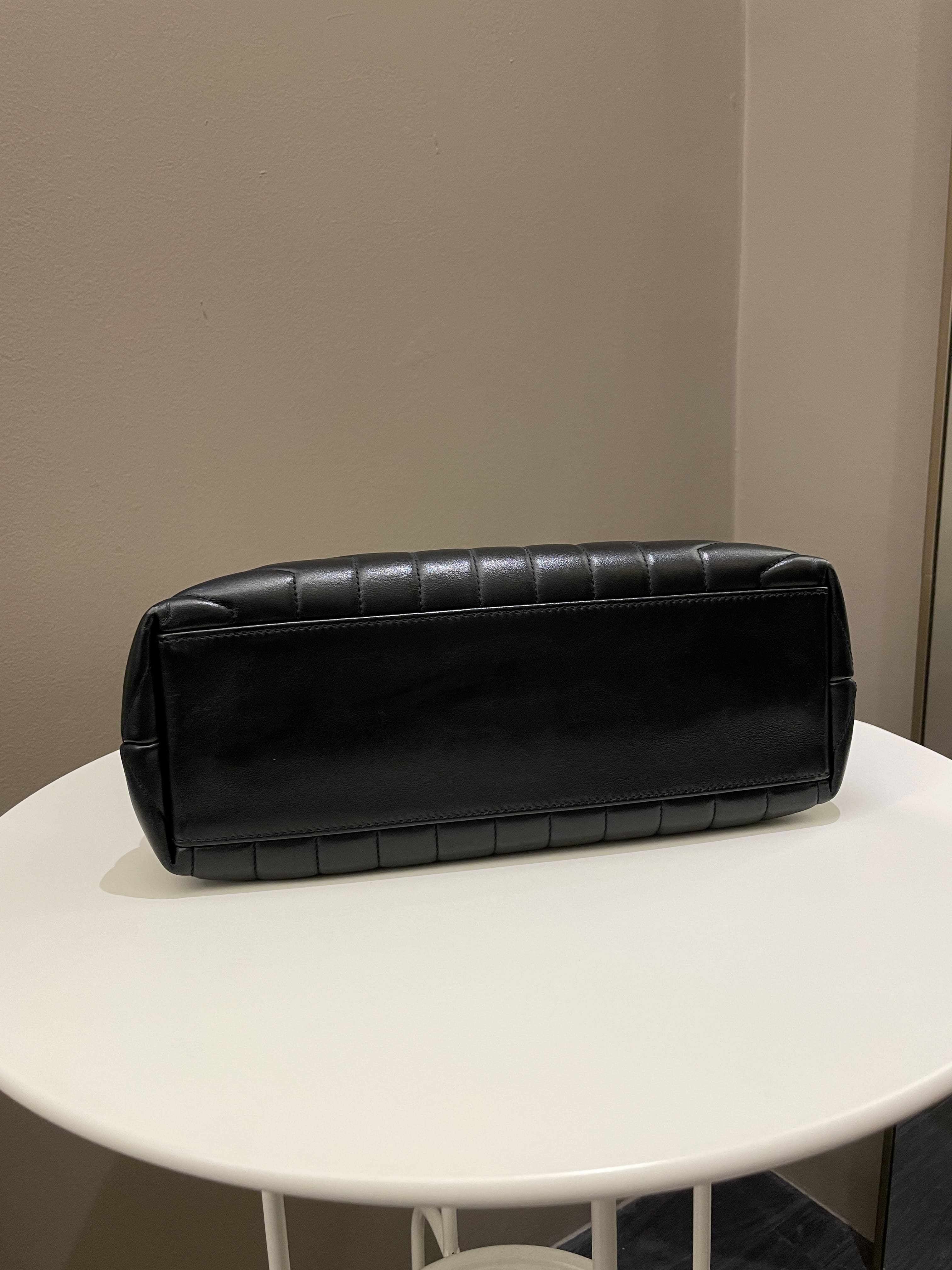 Saint Laurent Loulou Medium Black