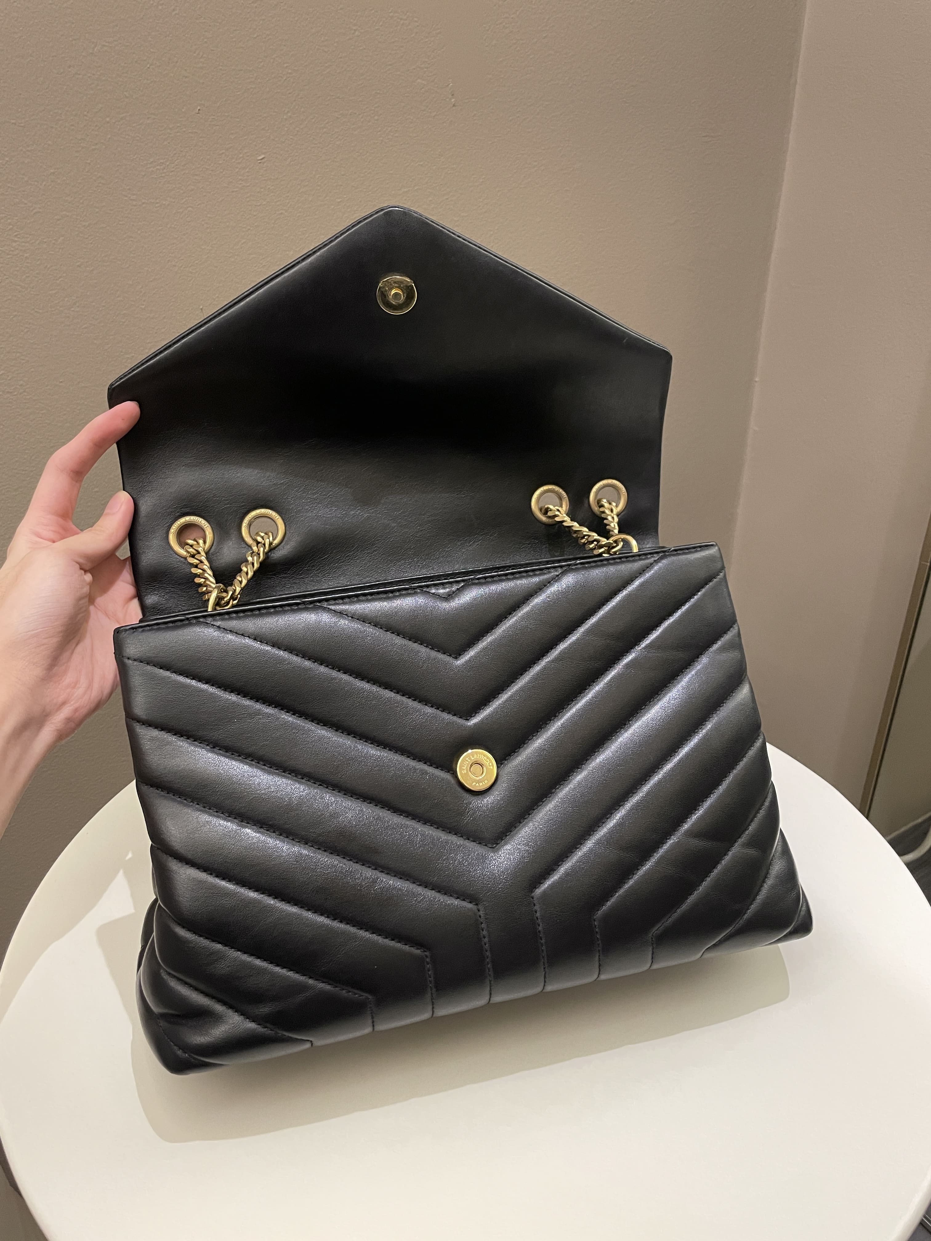 Saint Laurent Loulou Medium Black