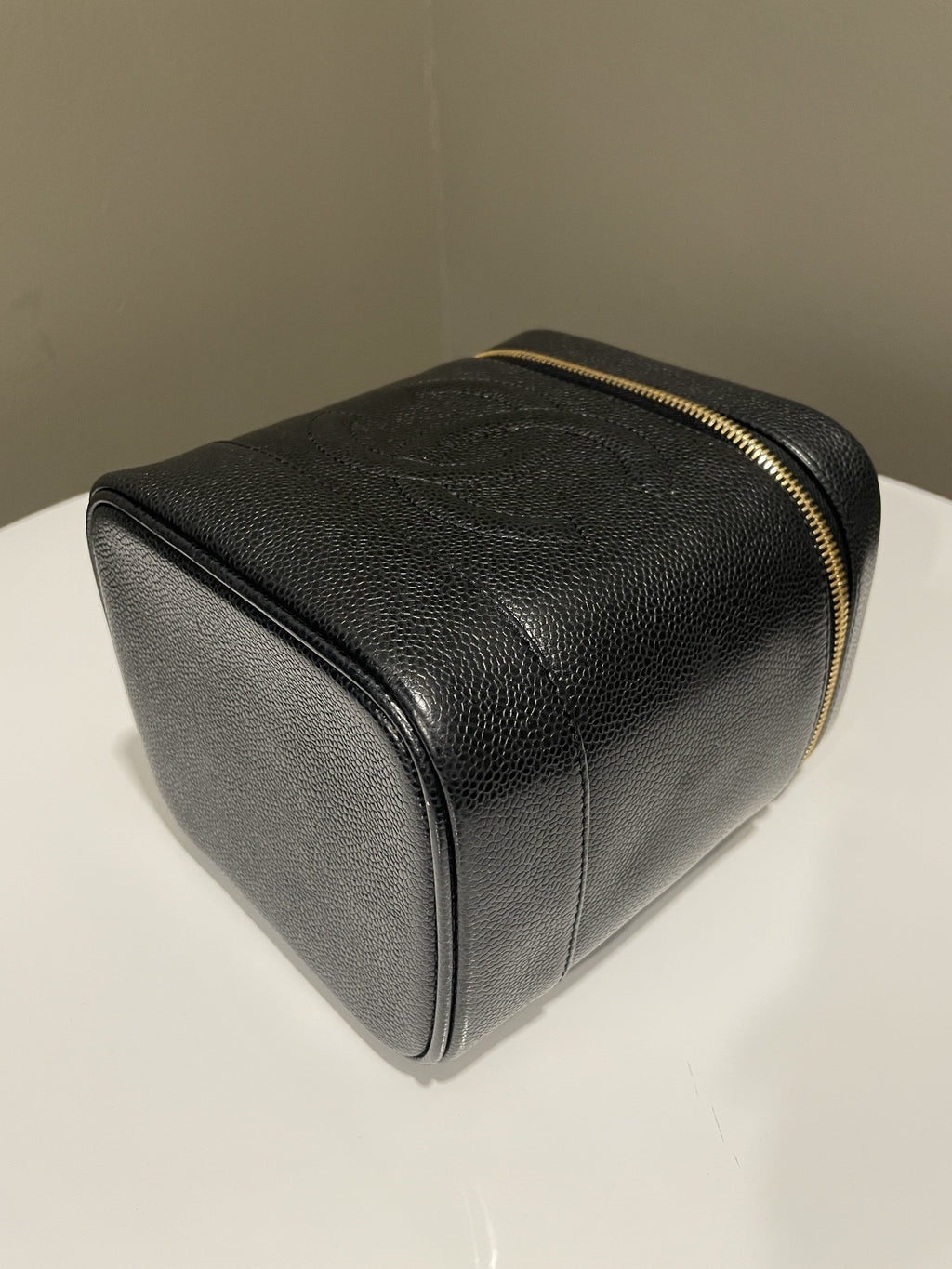 Chanel Vintage Vanity Black Caviar