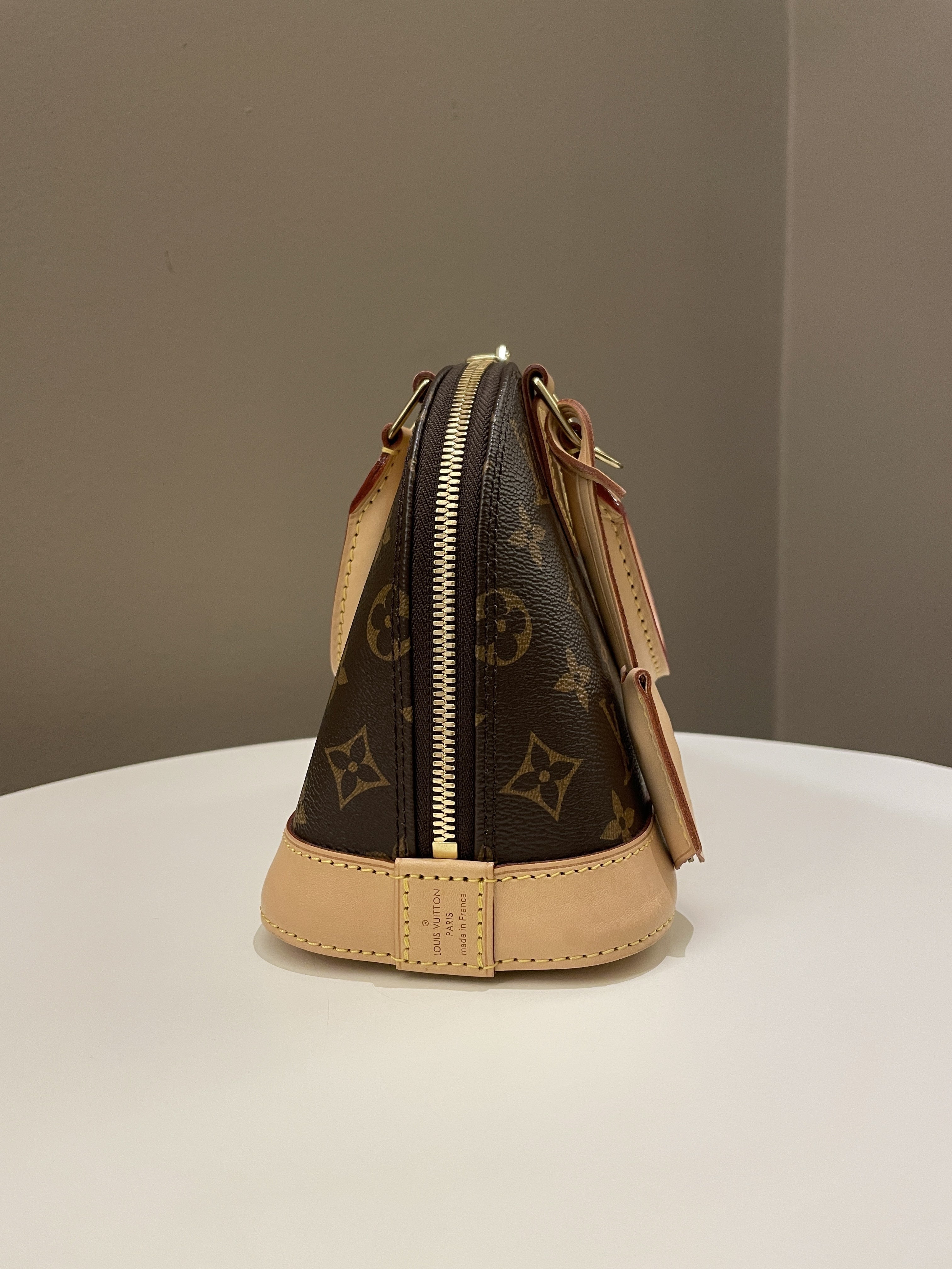 Louis Vuitton Alma BB Monogram