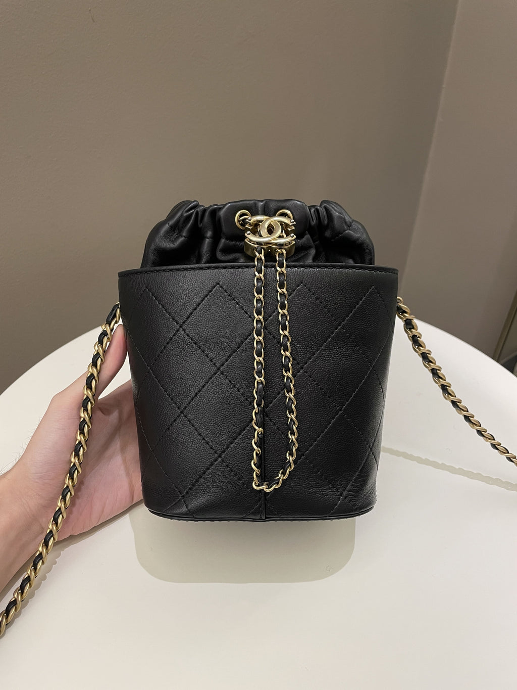 Chanel Cc Quilted Drawstring Bucket Black Caviar / Lambskin