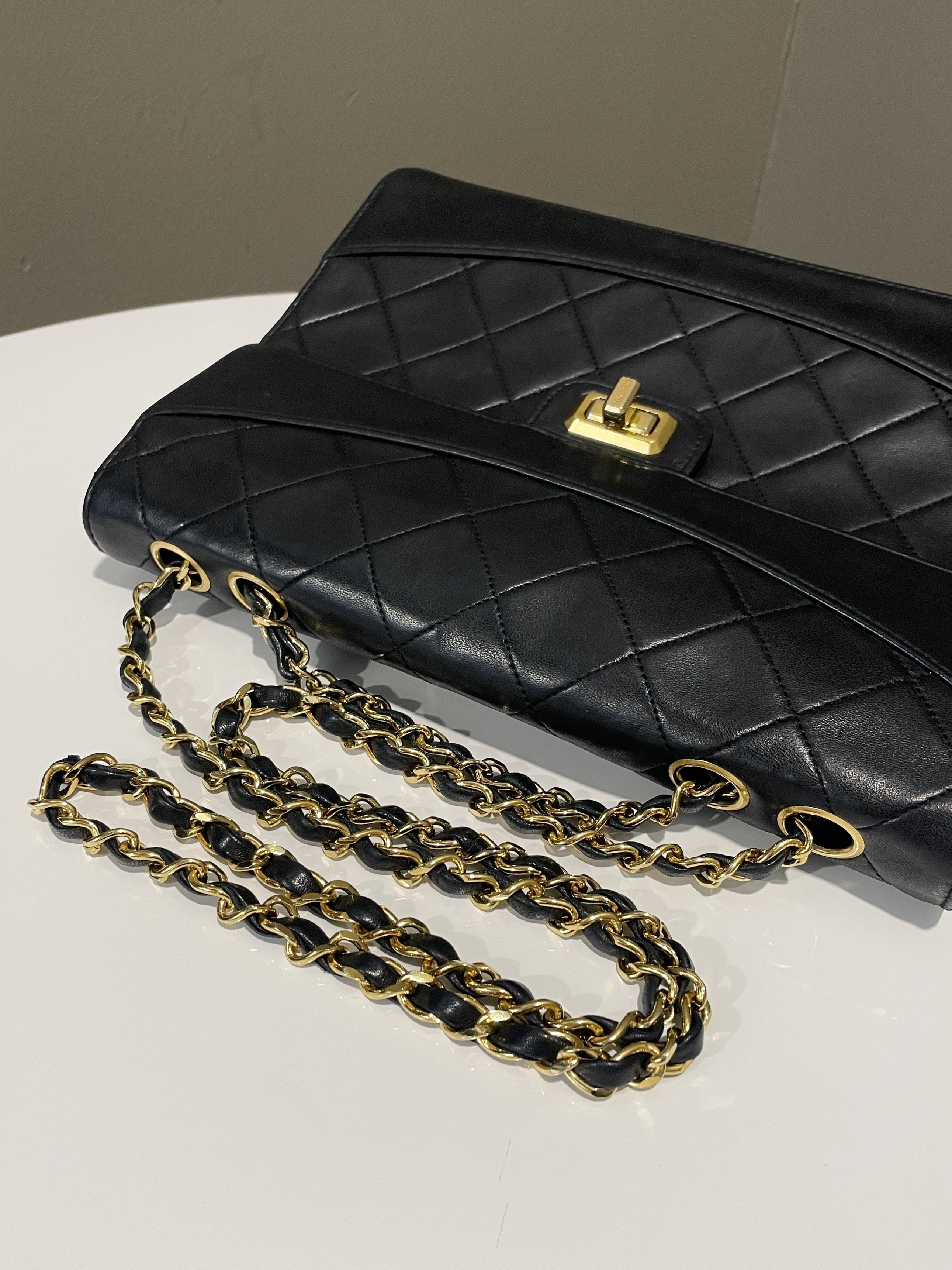 Chanel Vintage Turnlock 2.55 Reissue Single Flap Bag Black Lambskin