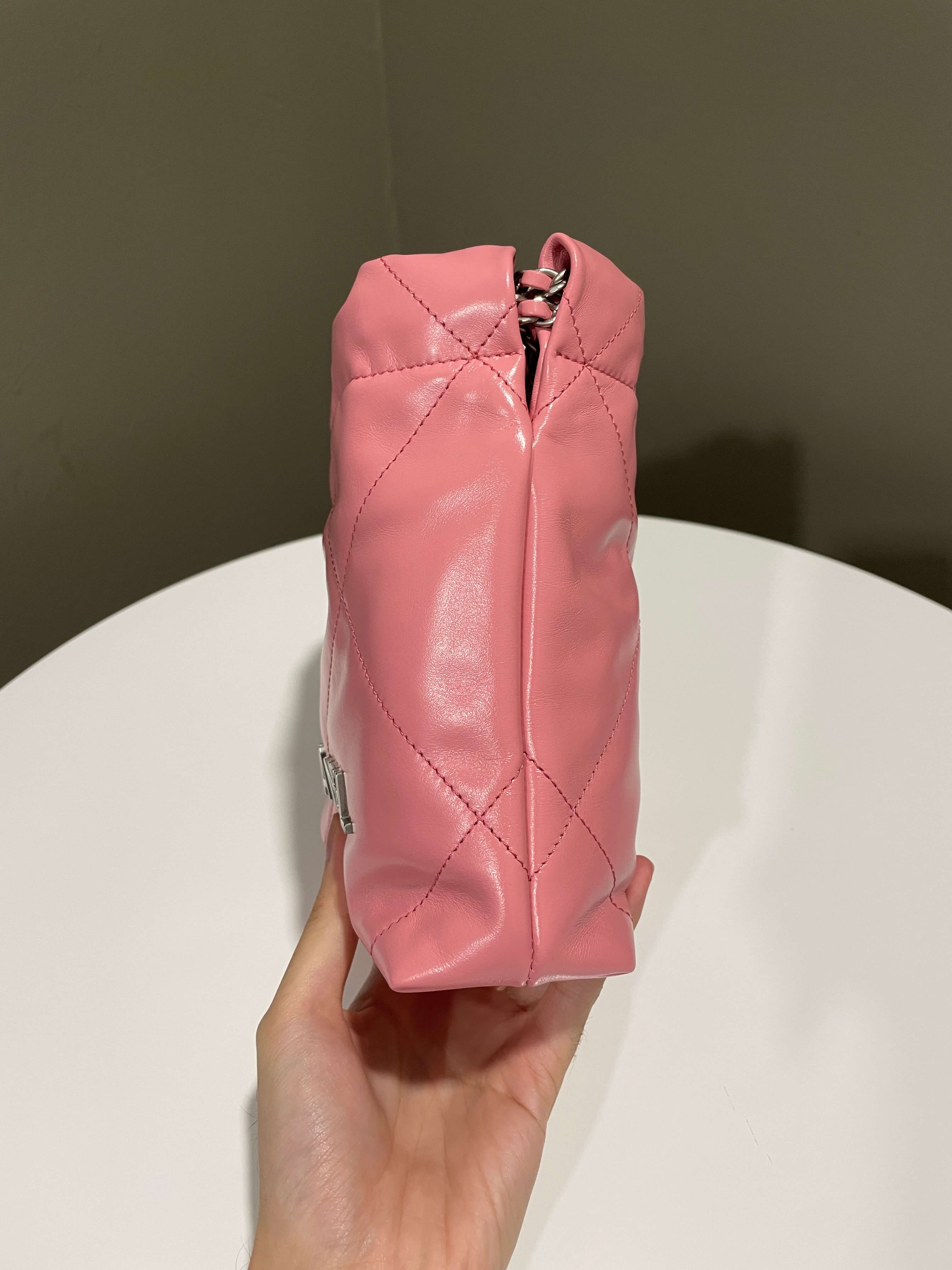 Chanel 22 Mini Pink Calfskin