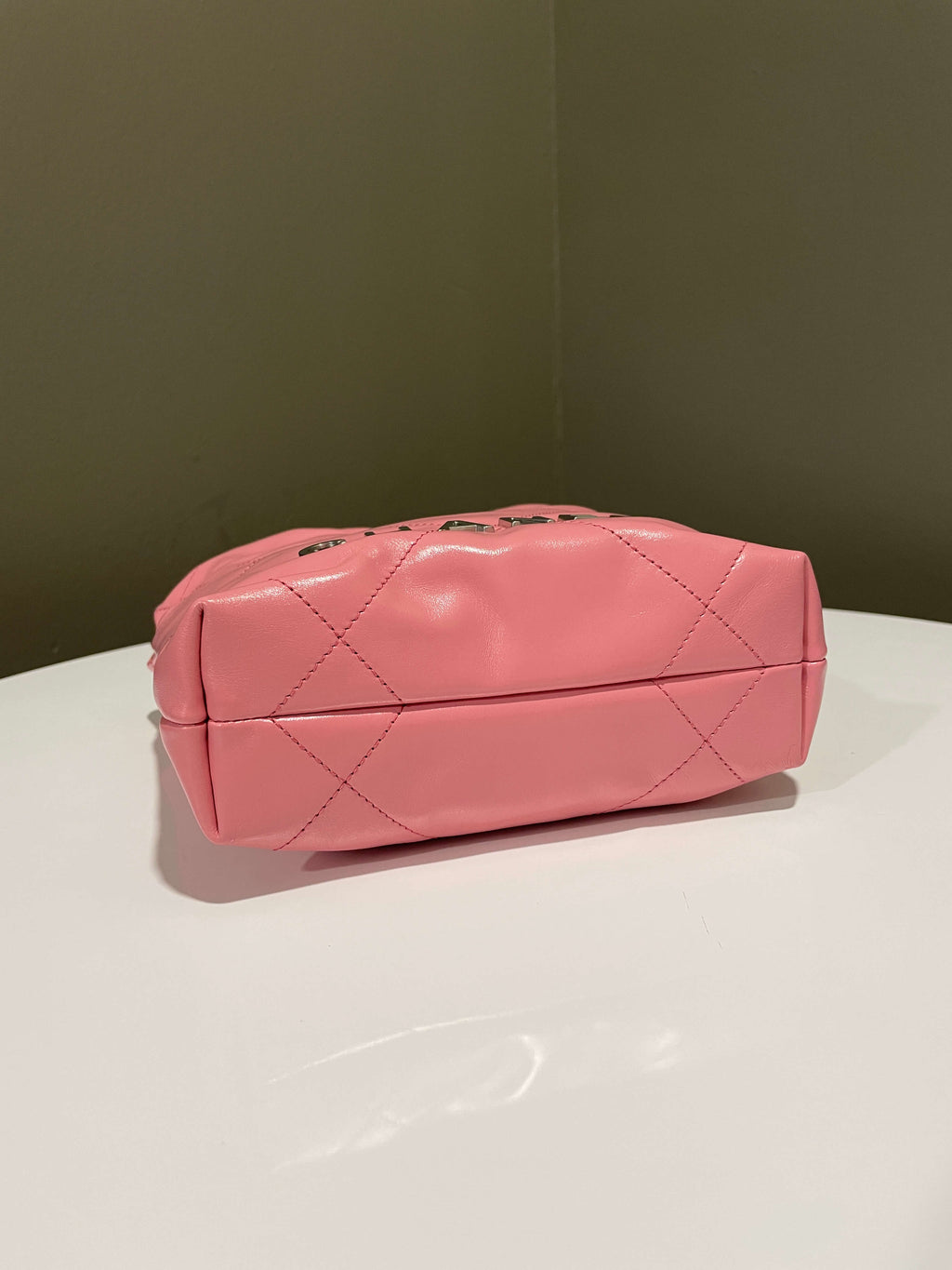 Chanel 22 Mini Pink Calfskin