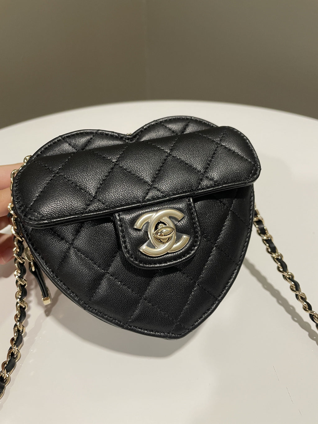 Chanel 22S Heart Bag Black