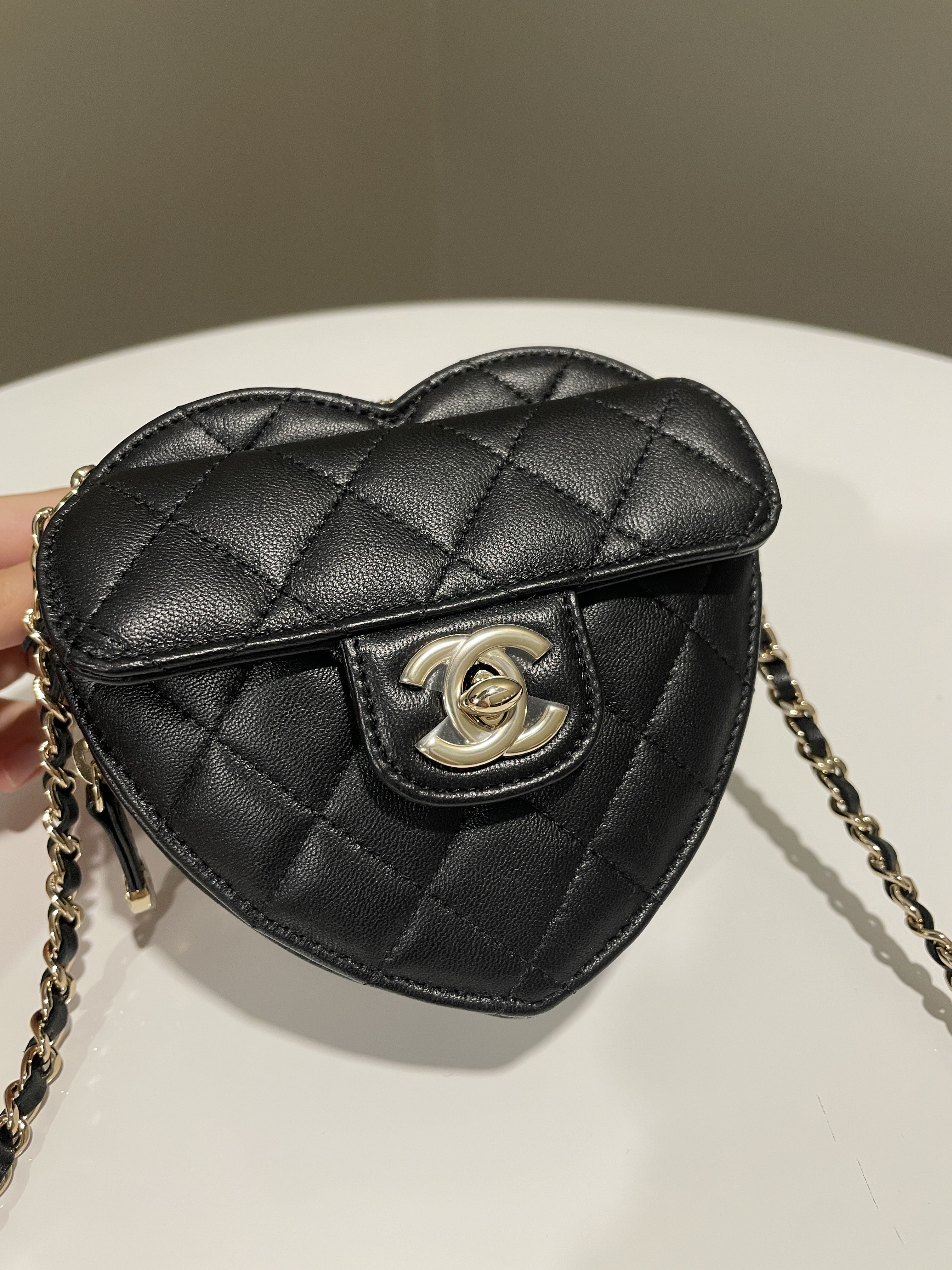 Chanel 22S Heart Bag Black