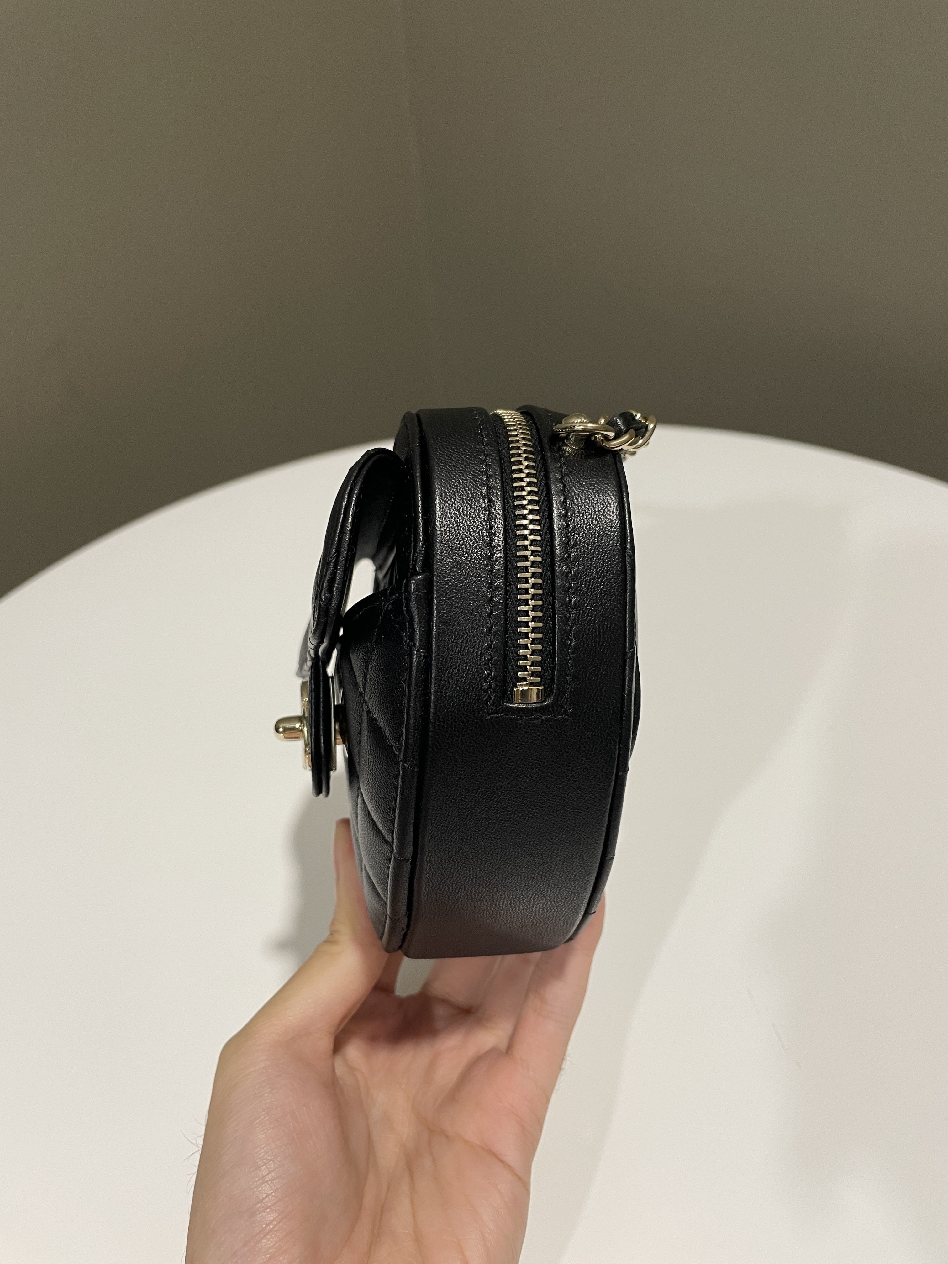 Chanel 22S Heart Bag Black