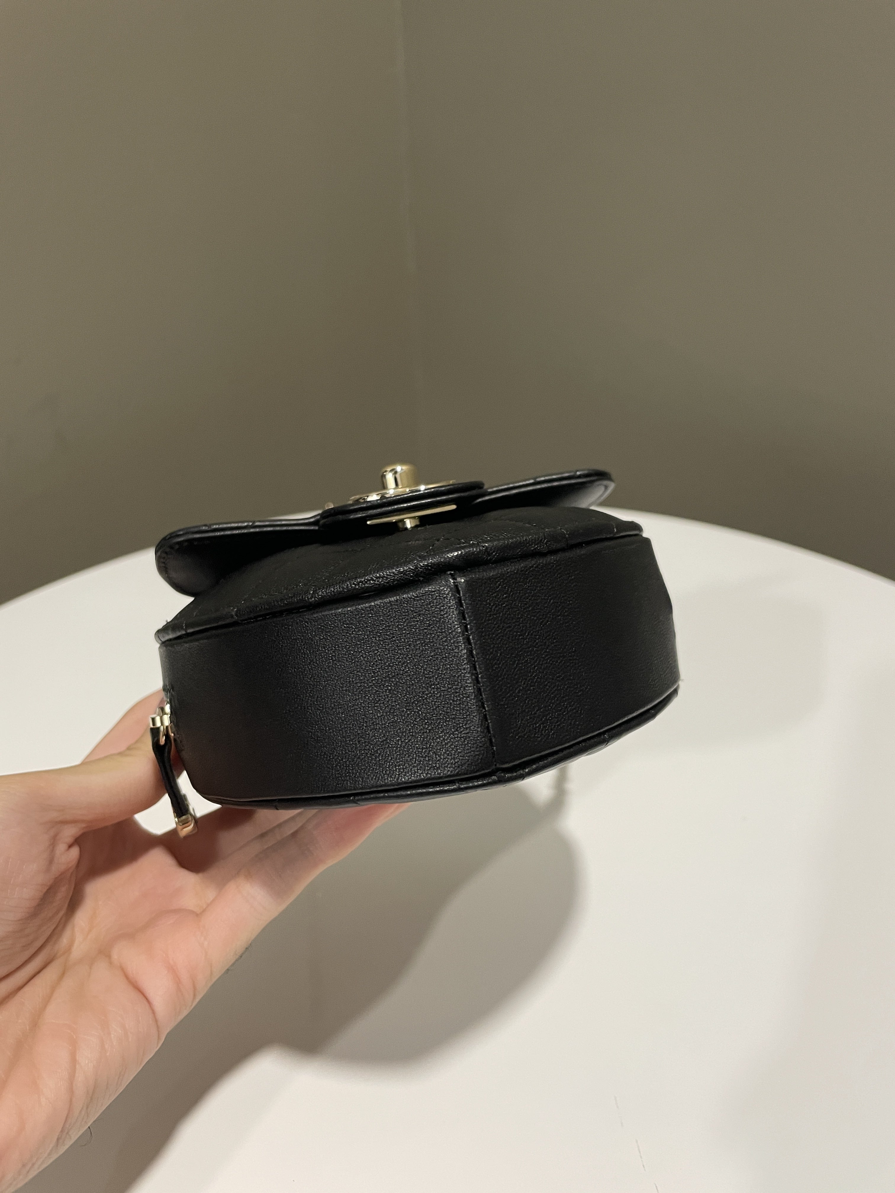 Chanel 22S Heart Bag Black