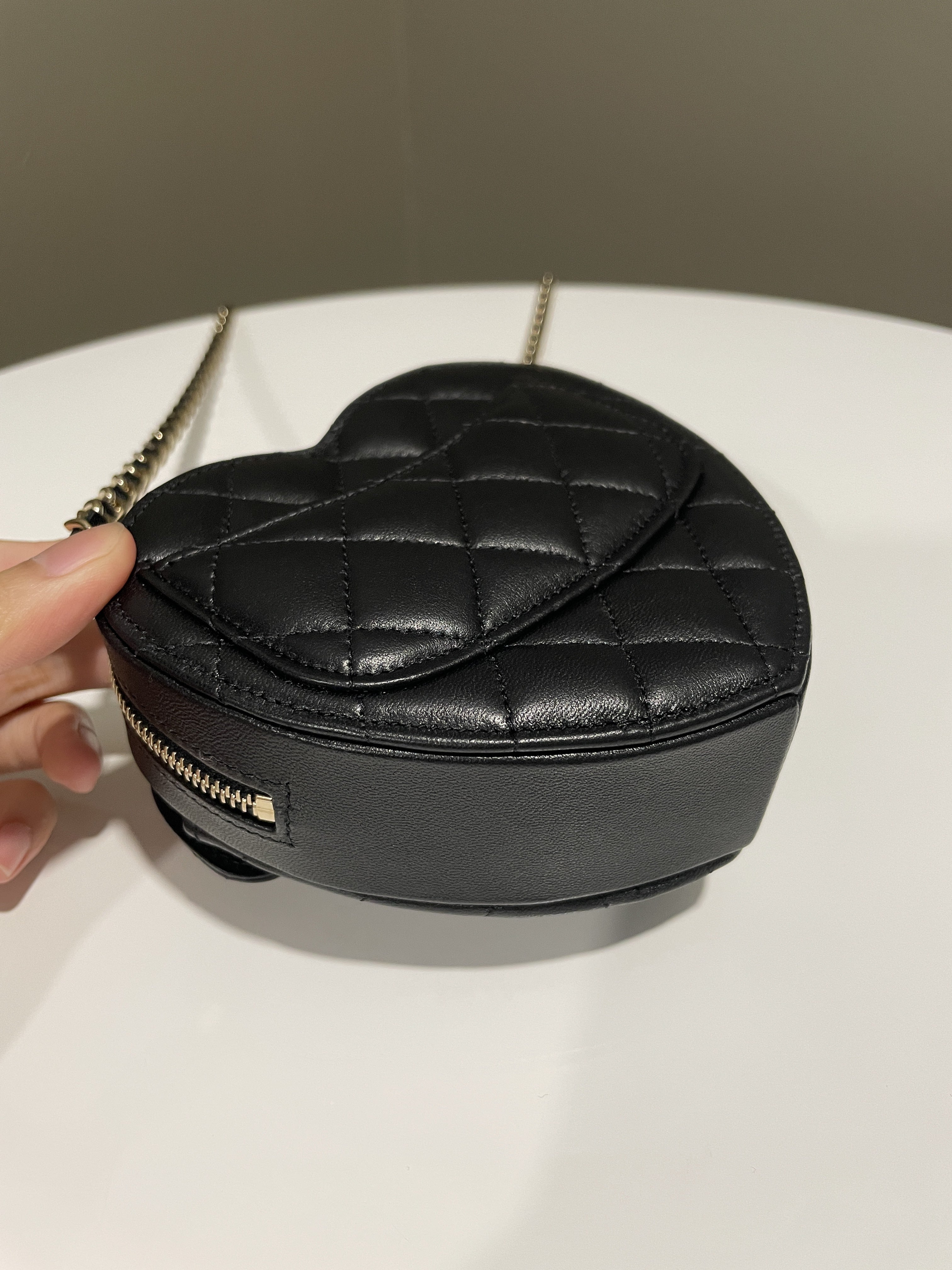 Chanel 22S Heart Bag Black