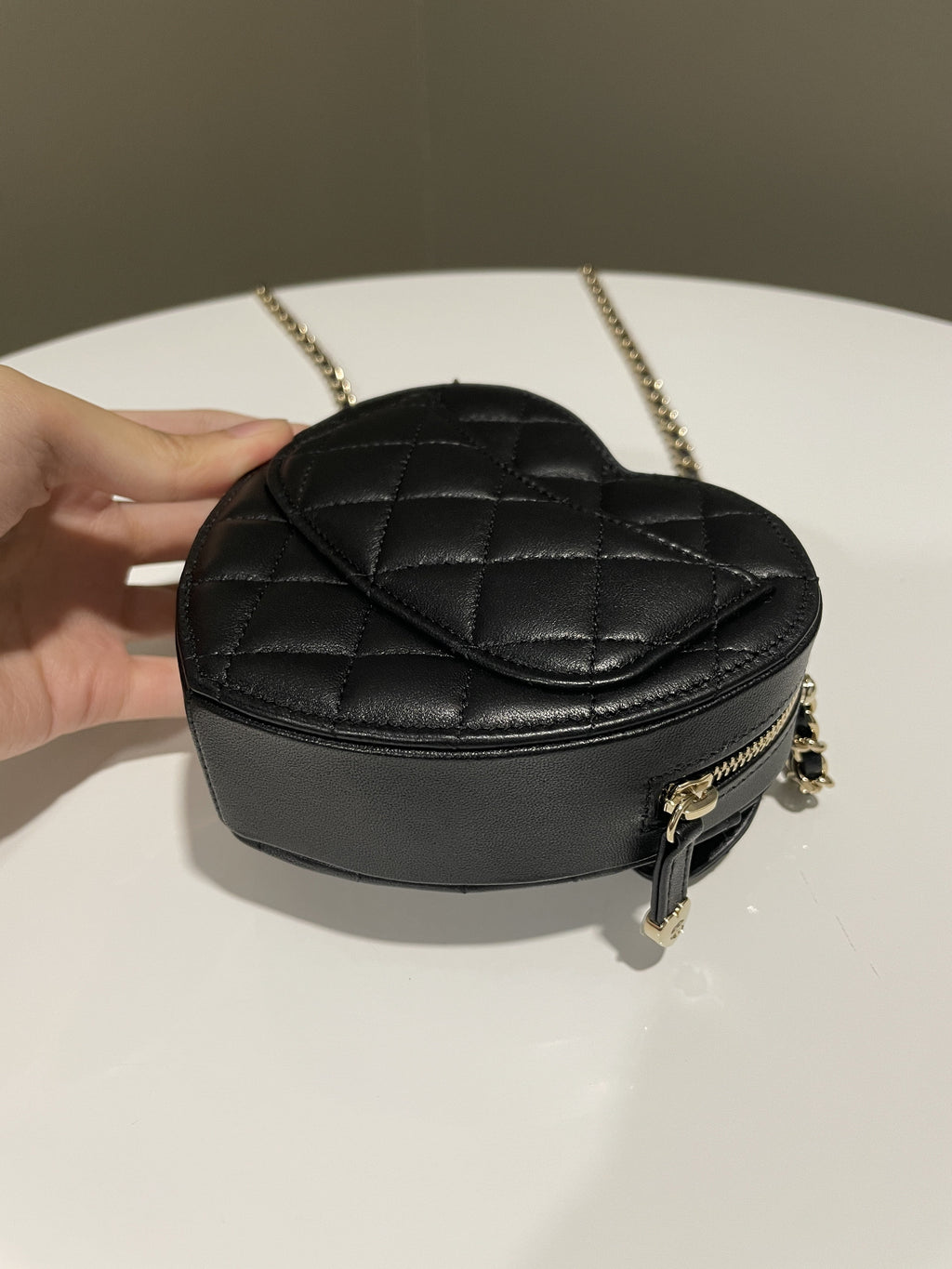 Chanel 22S Heart Bag Black