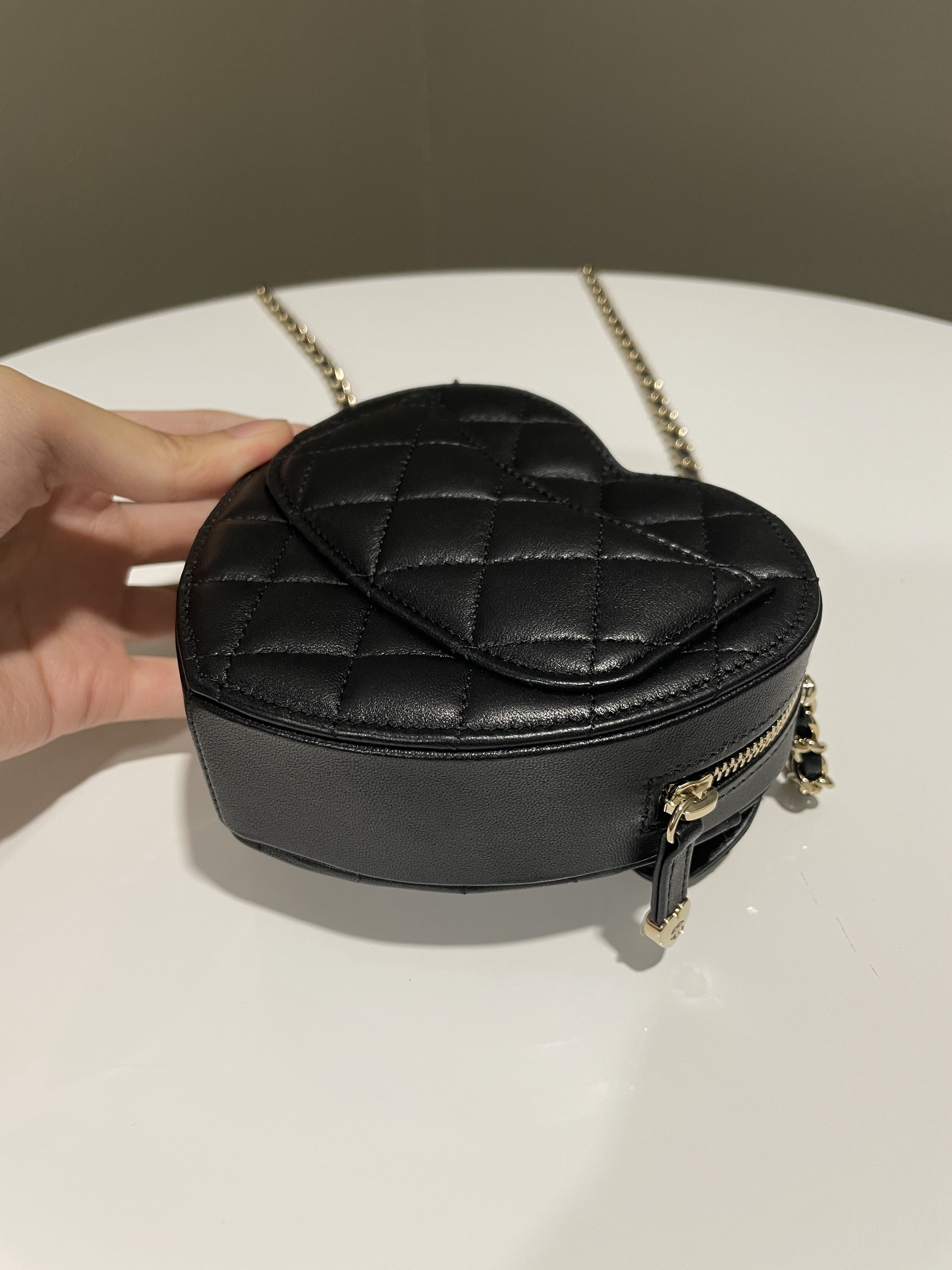Chanel 22S Heart Bag Black