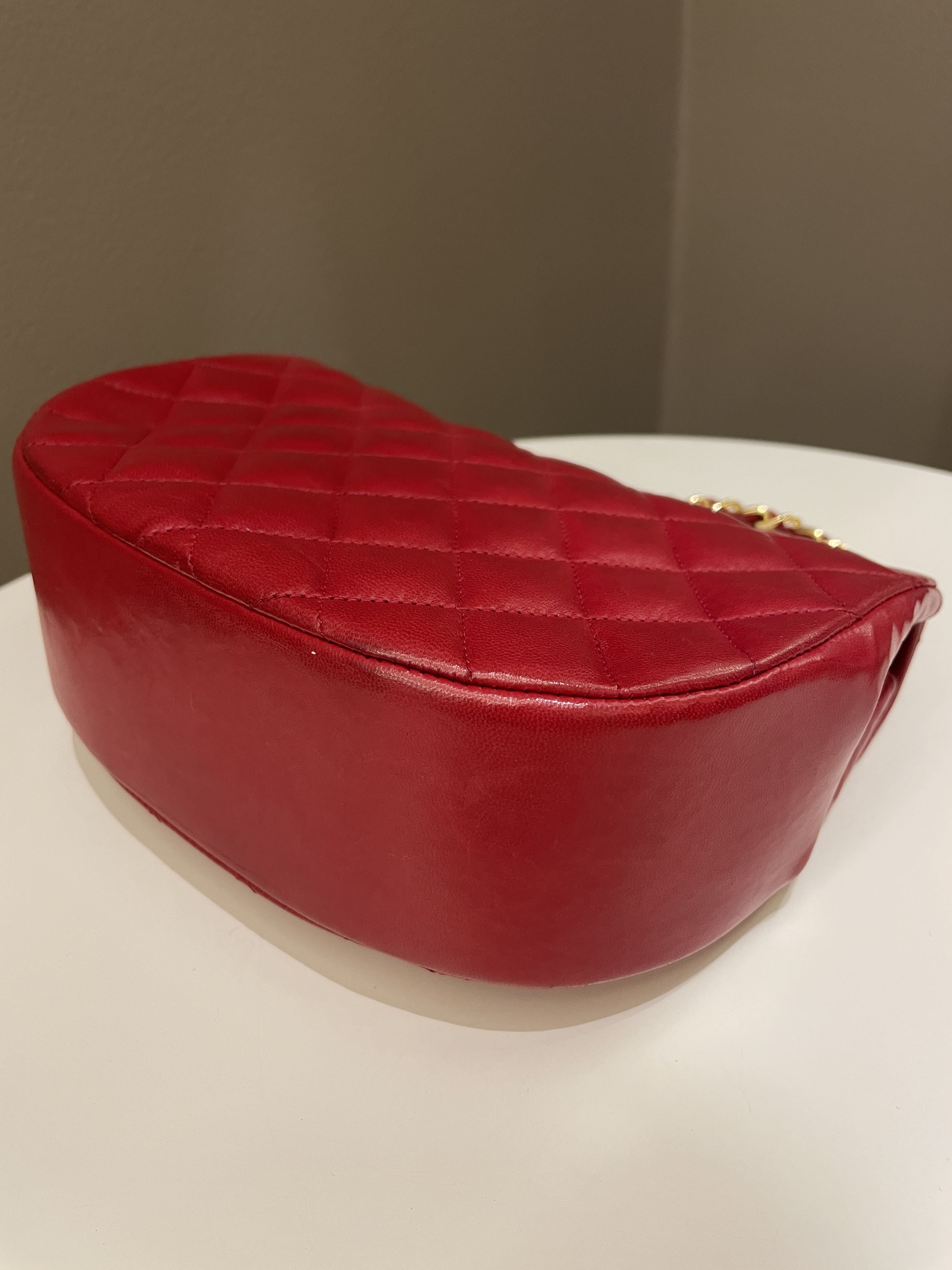 Chanel Vintage Quilted Cc Curve Bag Red Lambskin
