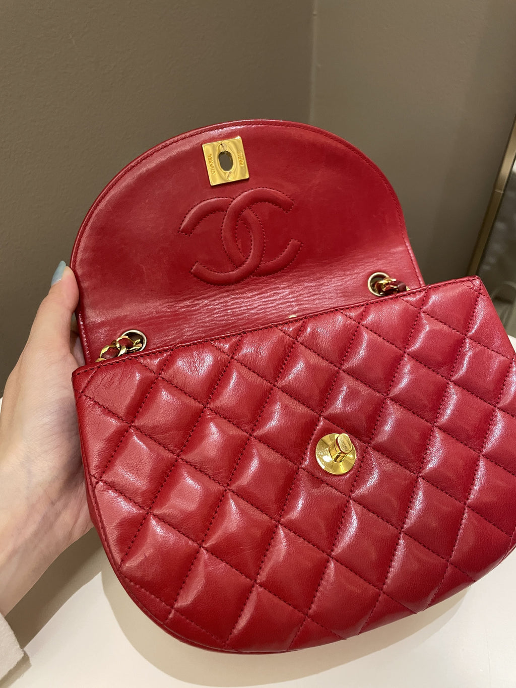 Chanel Vintage Quilted Cc Curve Bag Red Lambskin