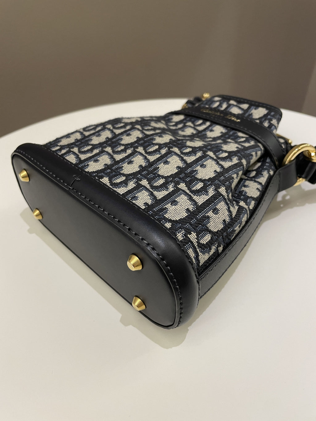 Dior CÃƒÂ¢Ã¢â€šÂ¬Ã¢â€žÂ¢est Bucket Bag Blue Dior Oblique