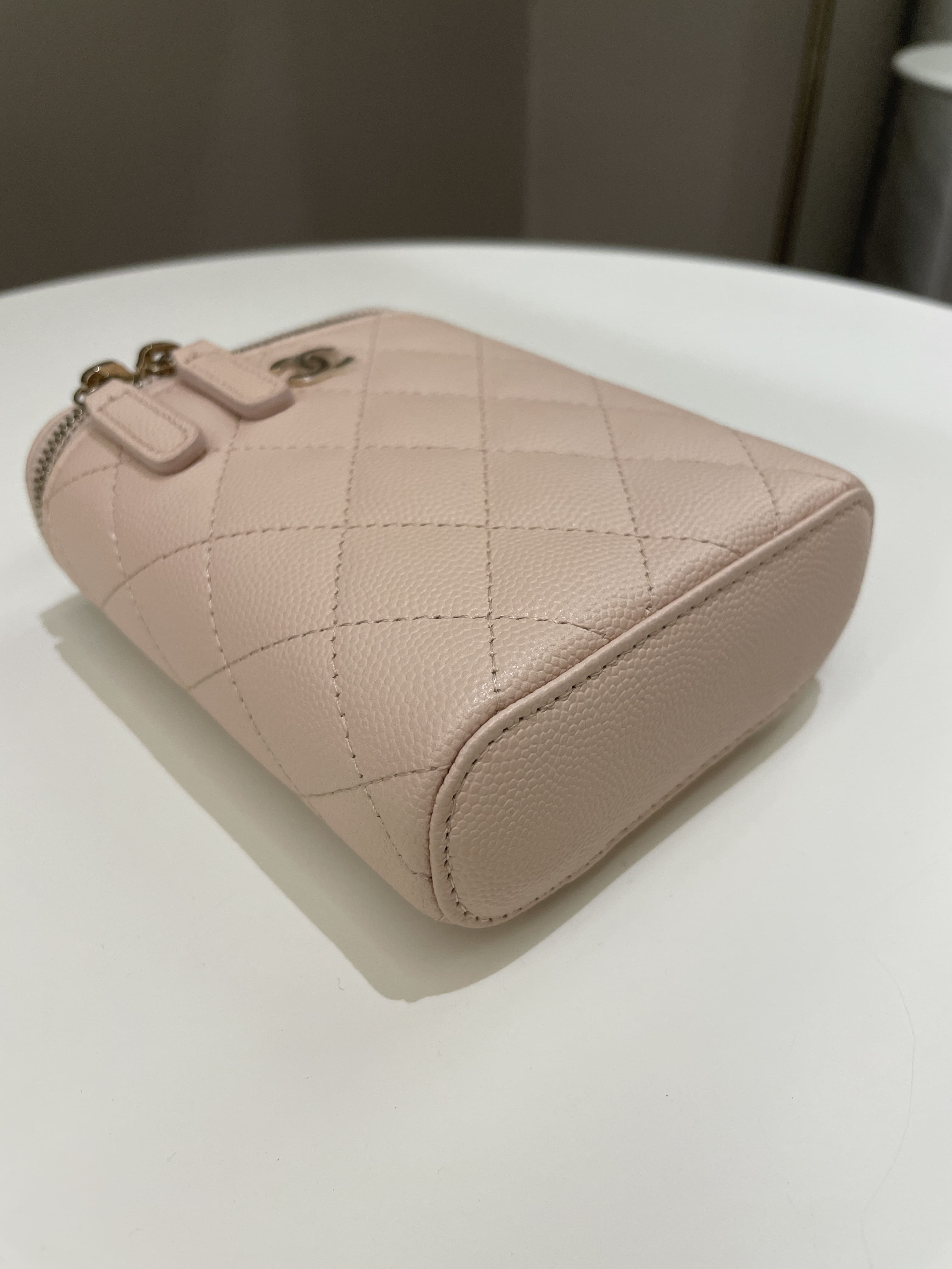 Chanel 21C Quilted Vanity Vertical Beige Caviar