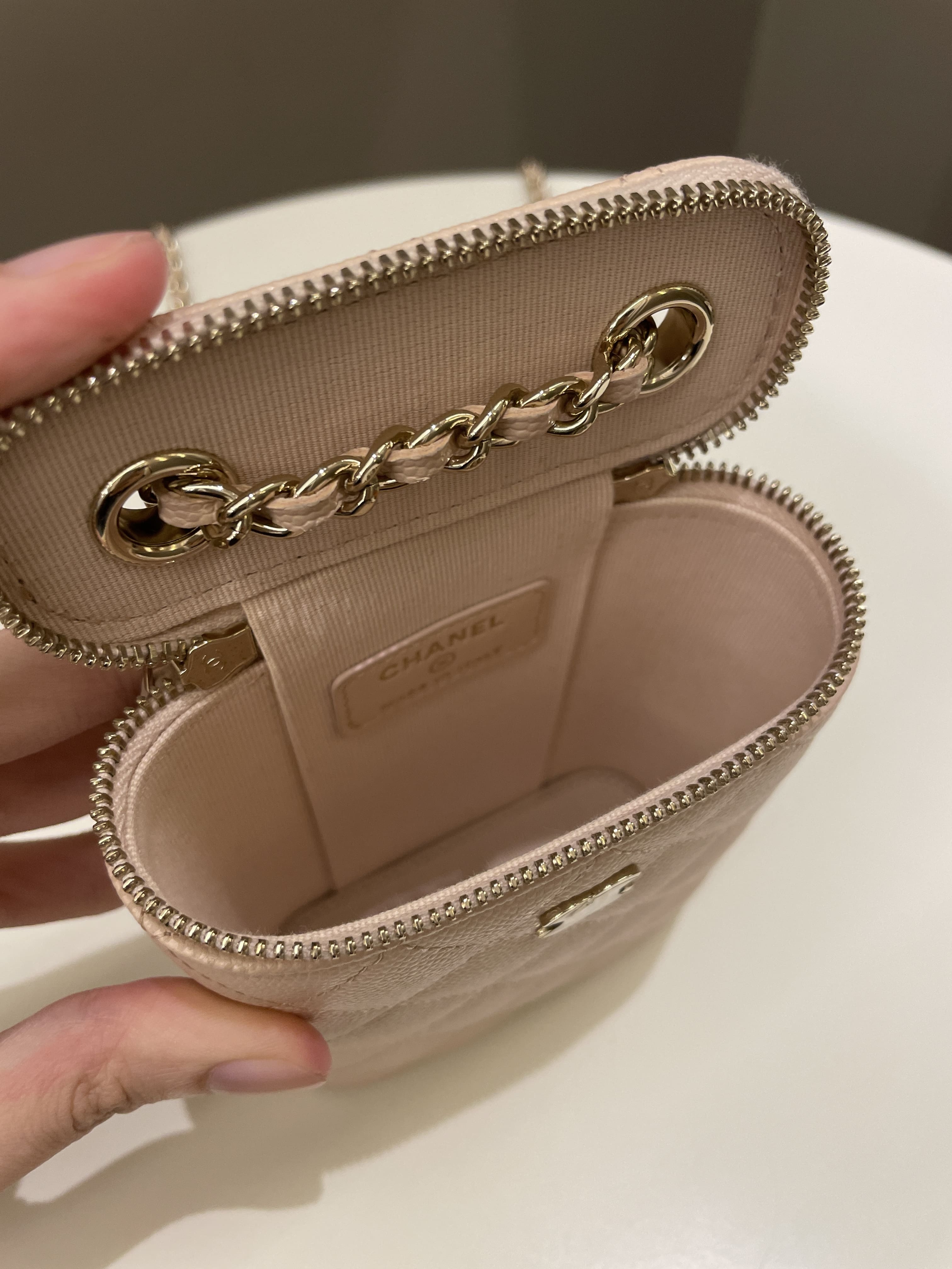 Chanel 21C Quilted Vanity Vertical Beige Caviar