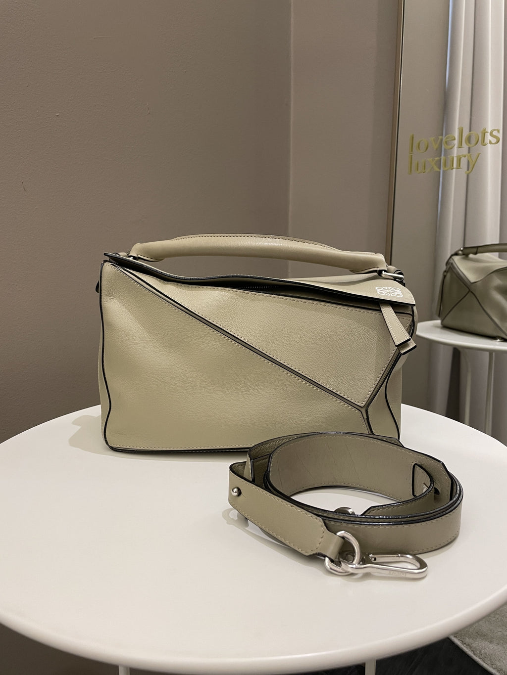 Loewe Puzzle Bag Beige Grainy Calfskin