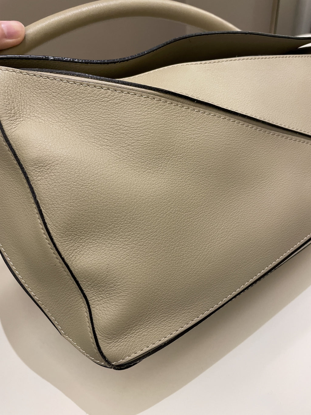 Loewe Puzzle Bag Beige Grainy Calfskin