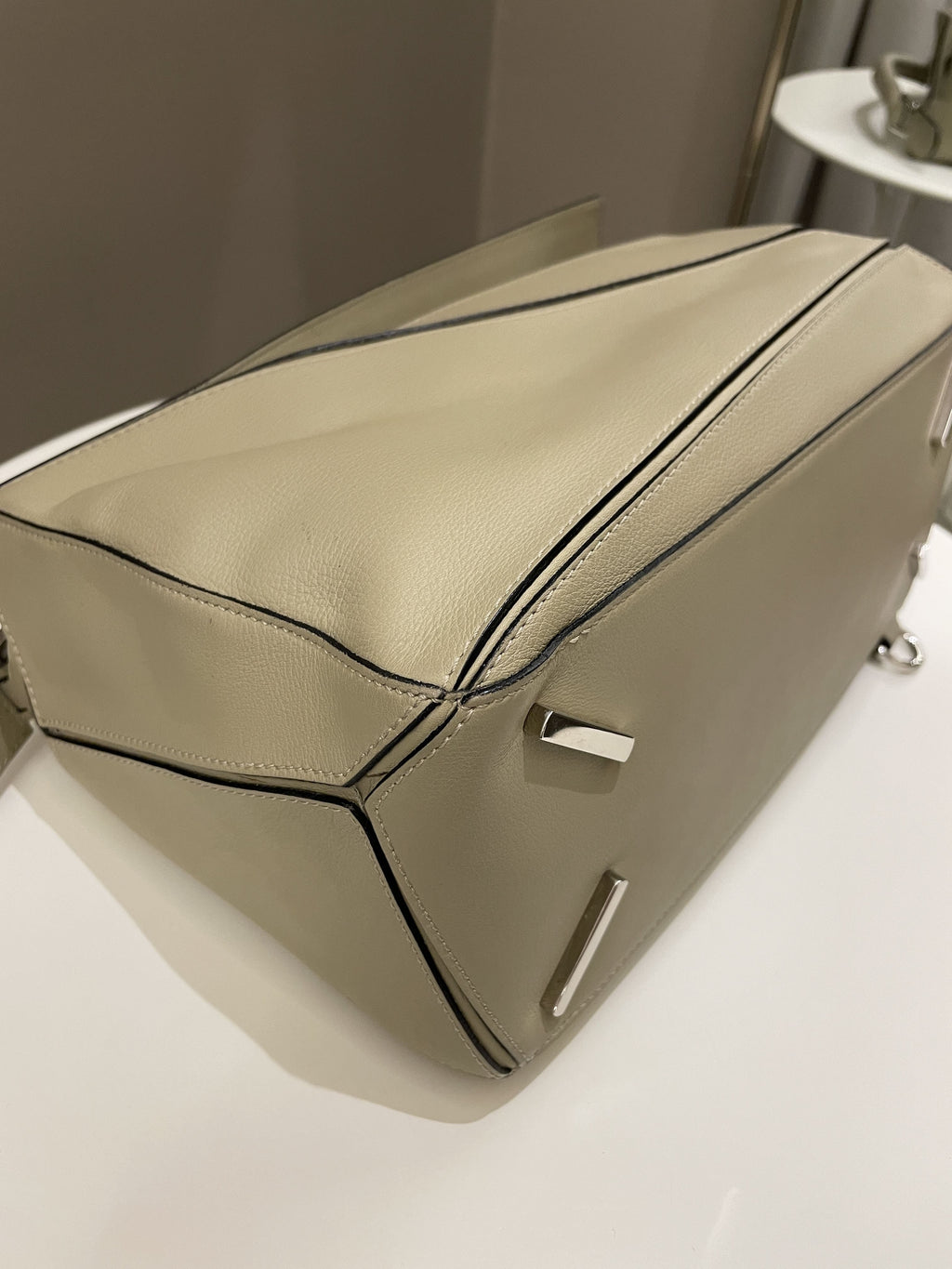 Loewe Puzzle Bag Beige Grainy Calfskin